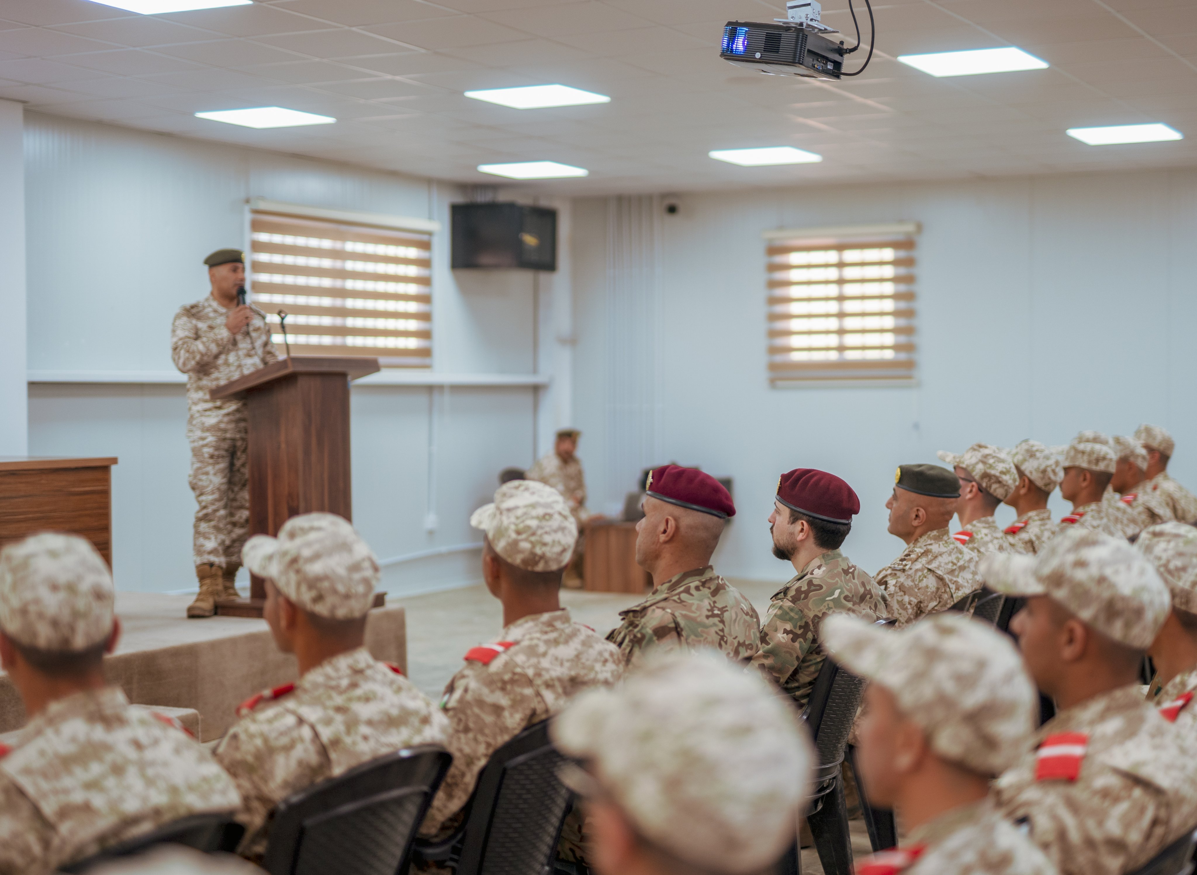 Madar Al-Saa Images 0.20579328570526556