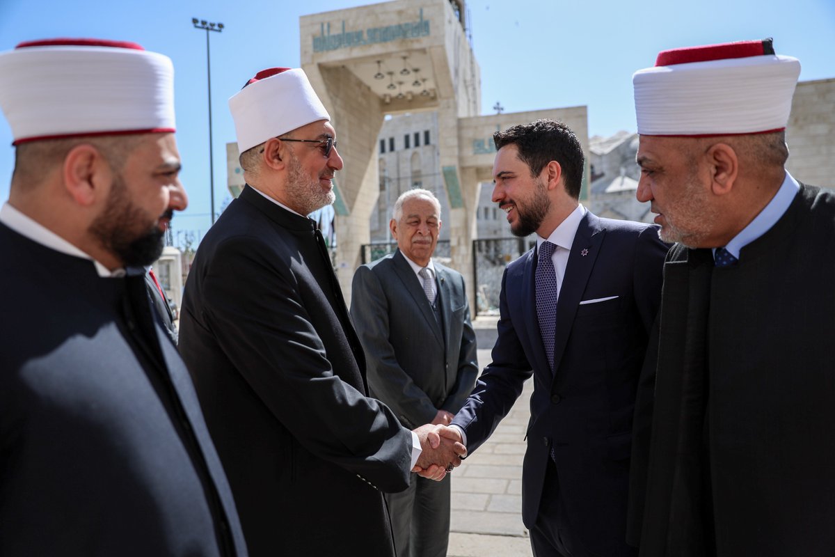 Madar Al-Saa Images 0.33878907092346755