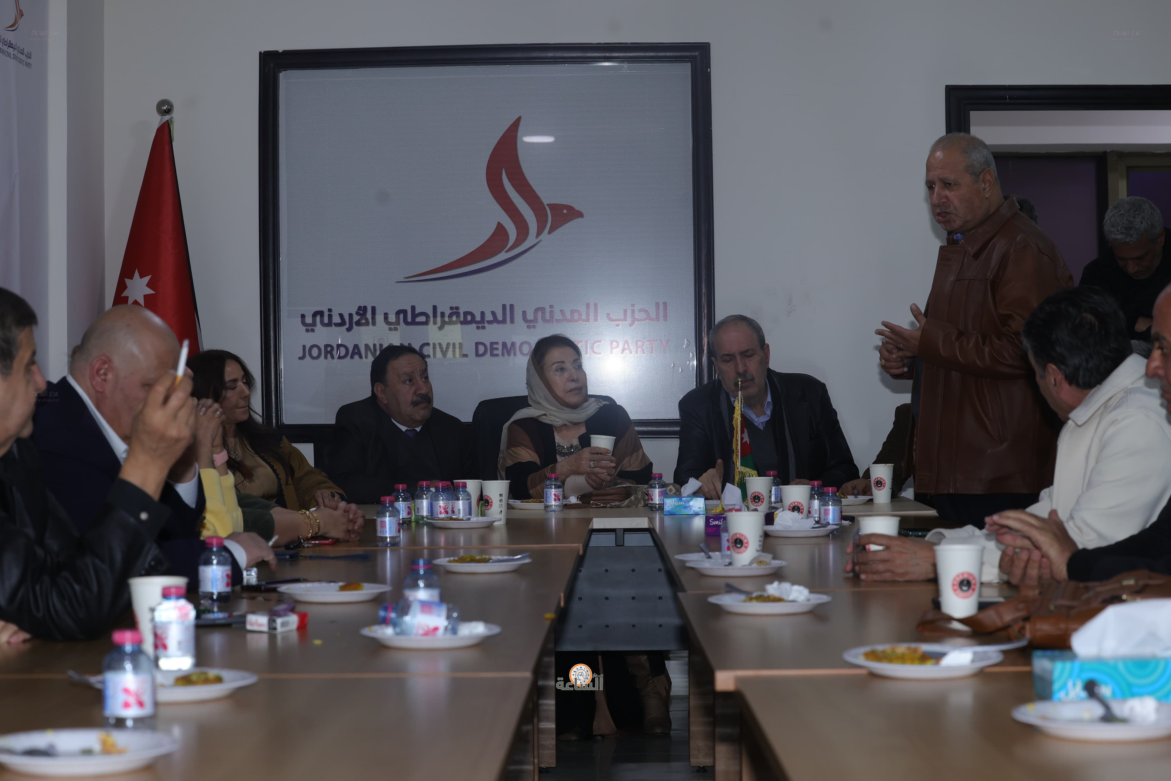 Madar Al-Saa Images 0.7978004590520007