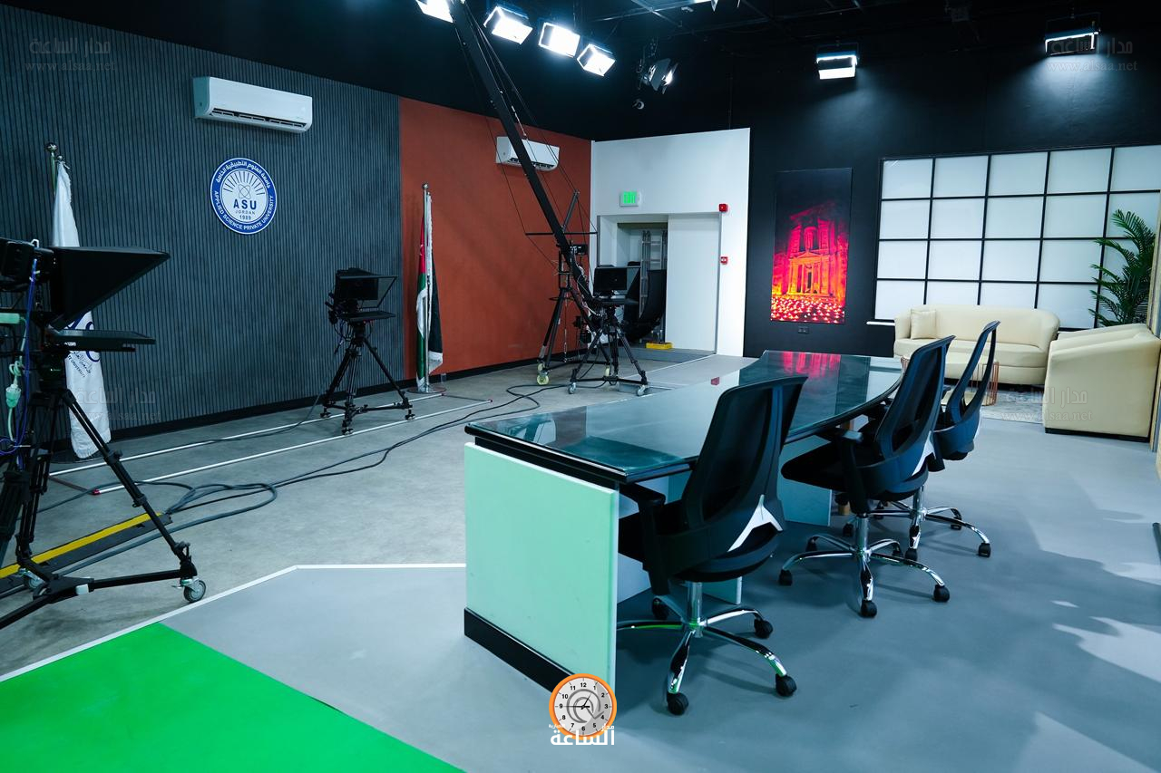 Madar Al-Saa Images 0.6136311091904548