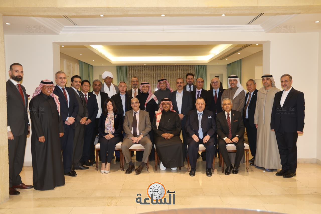 Madar Al-Saa Images 0.7738222874679609