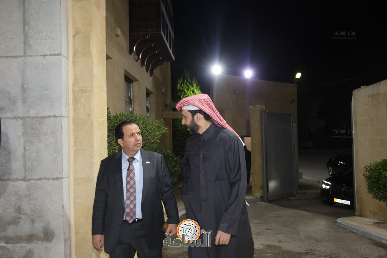 Madar Al-Saa Images 0.9594116409681247