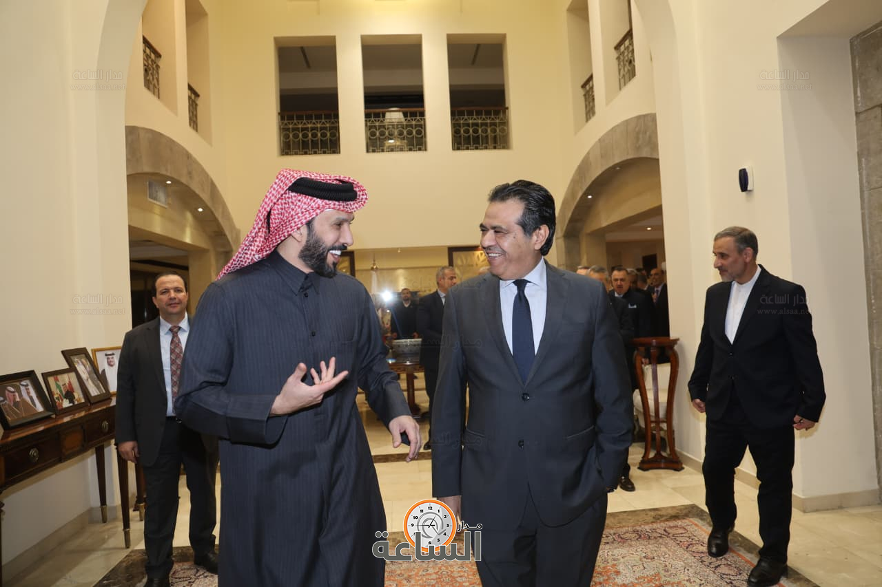 Madar Al-Saa Images 0.9918273734224508