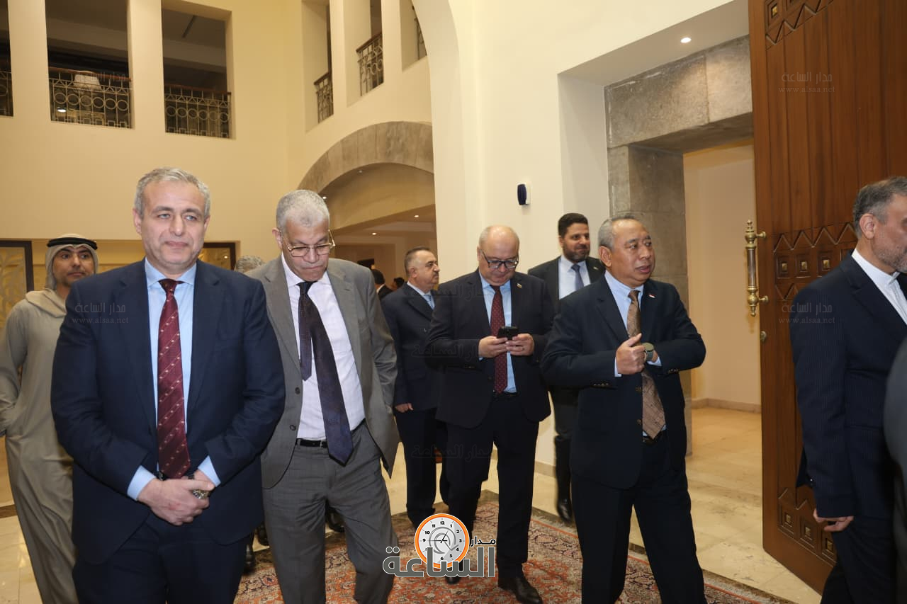 Madar Al-Saa Images 0.07074770984223344