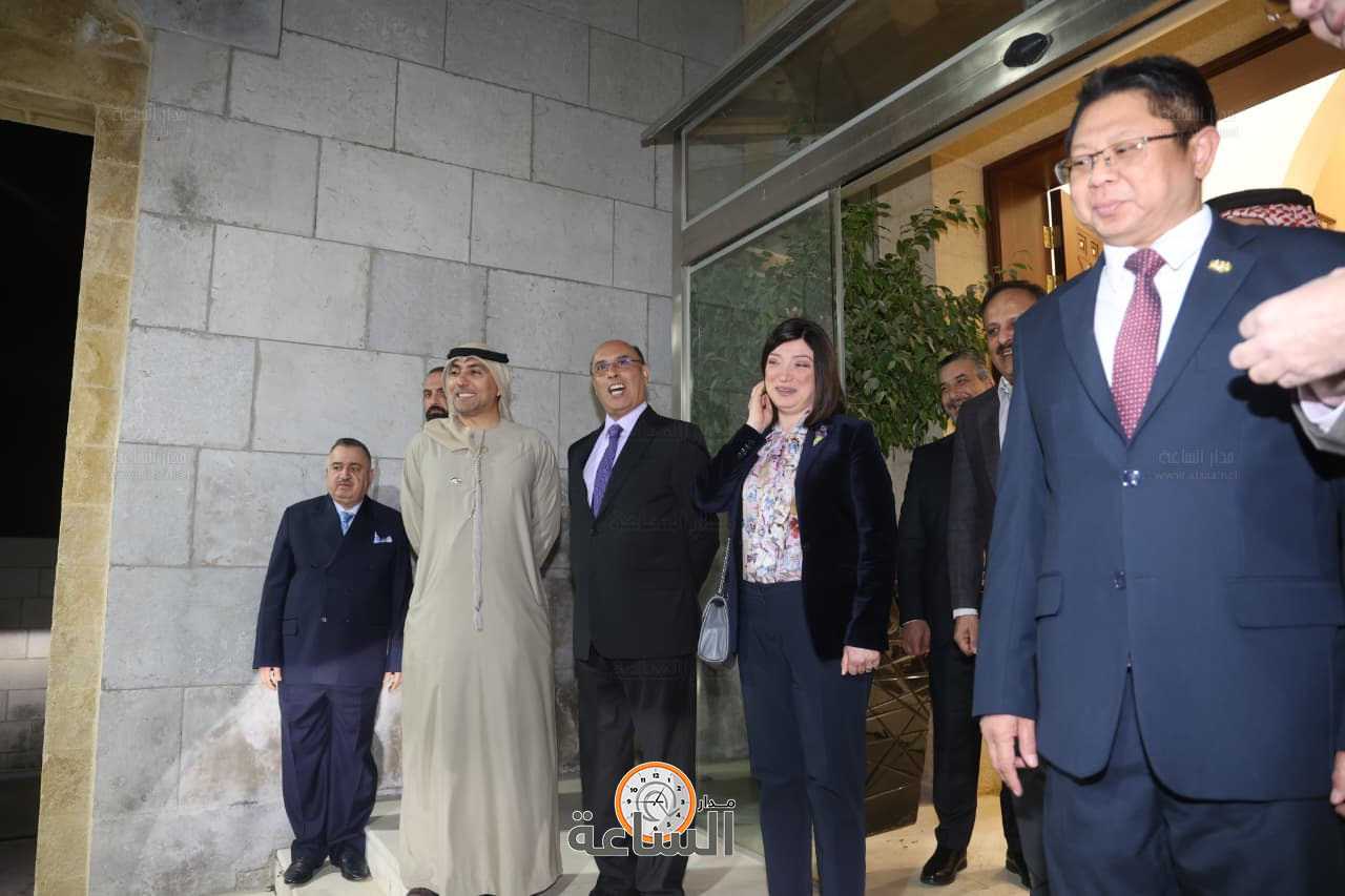 Madar Al-Saa Images 0.29779799122511774