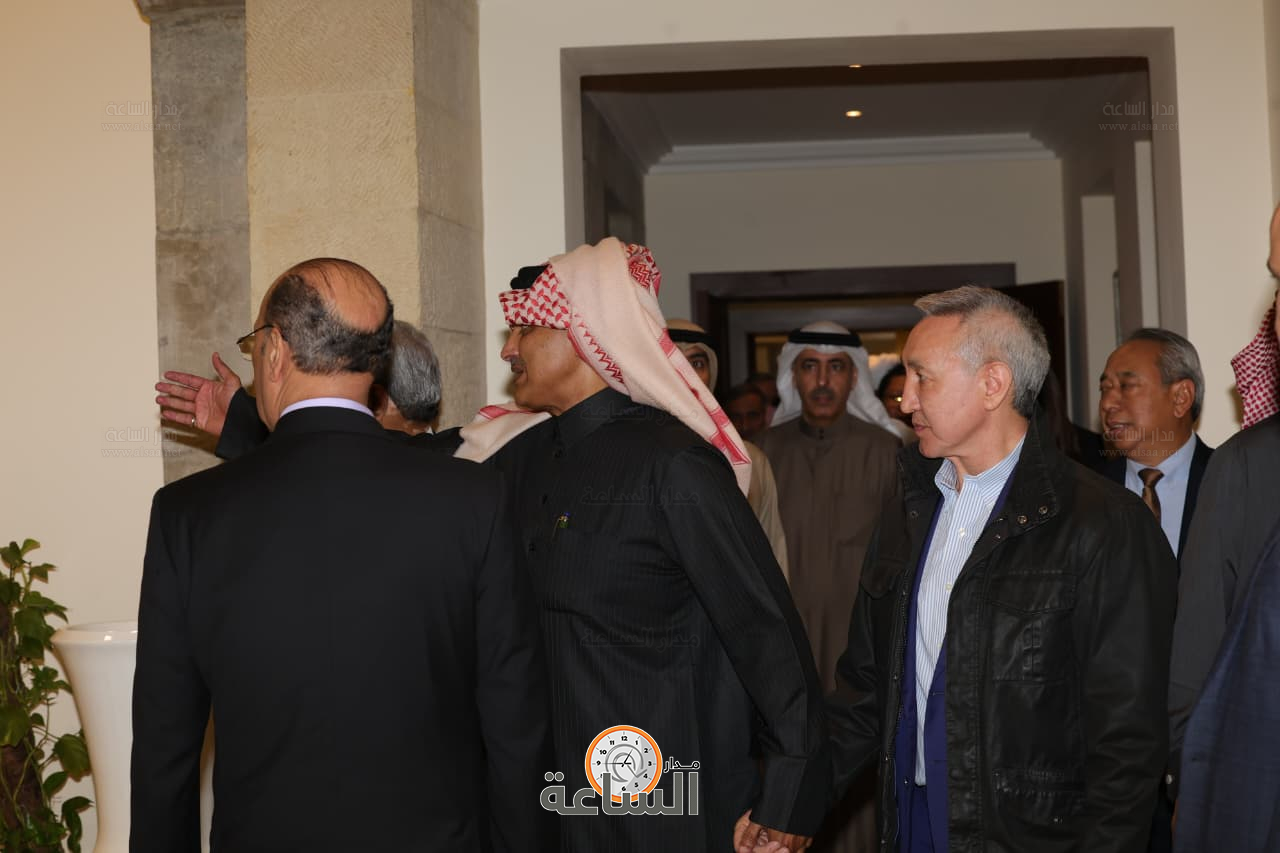 Madar Al-Saa Images 0.3839386877245732