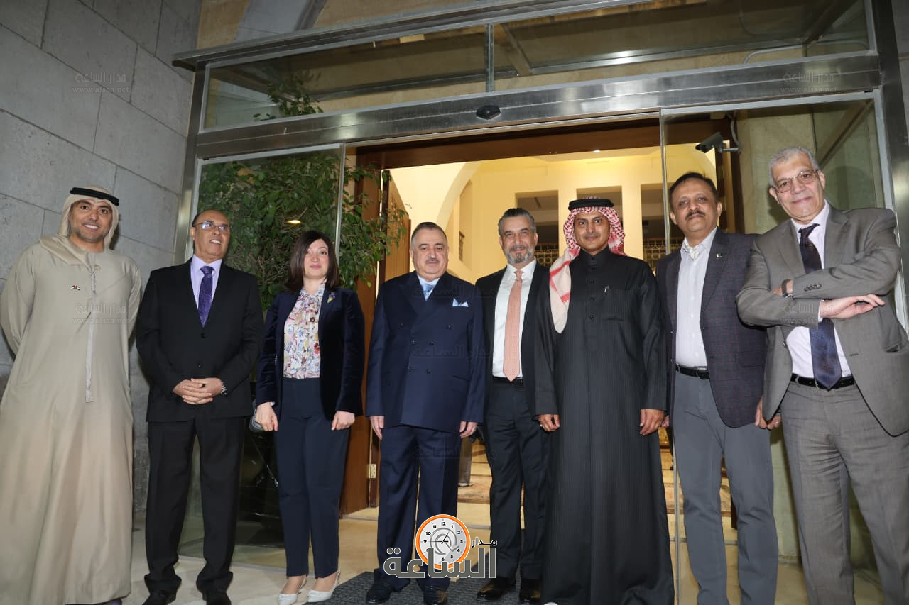 Madar Al-Saa Images 0.46789396718511445