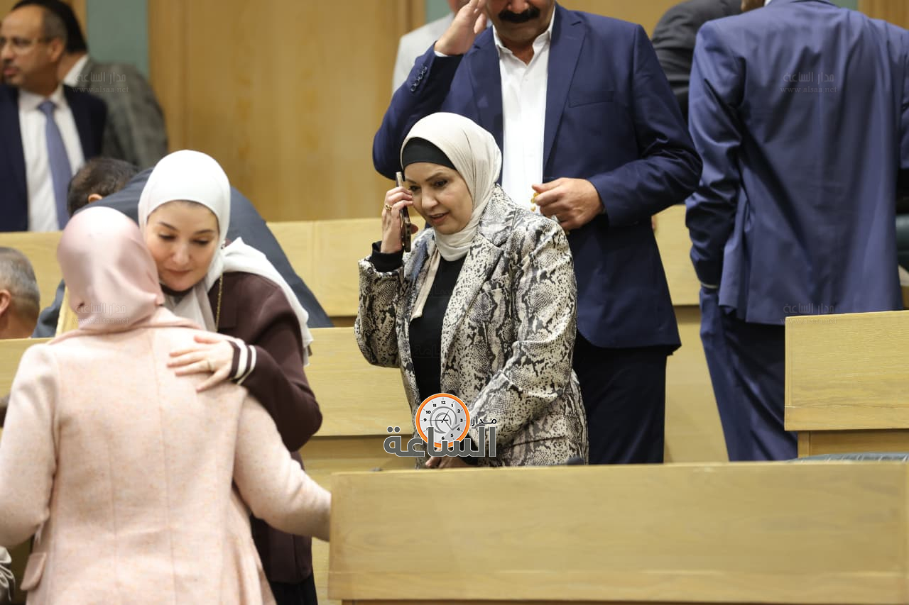 Madar Al-Saa Images 0.08768750783261992