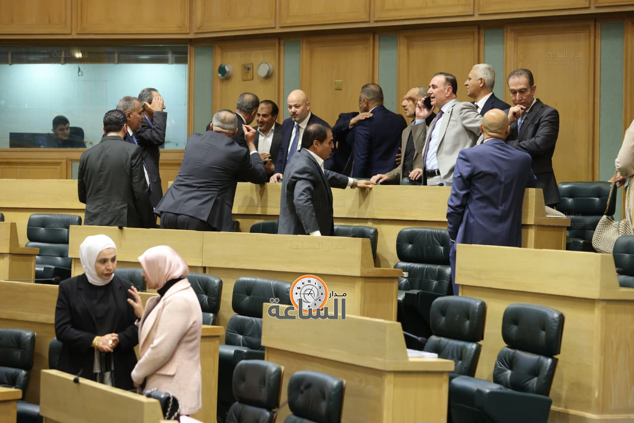 Madar Al-Saa Images 0.11007533120544044