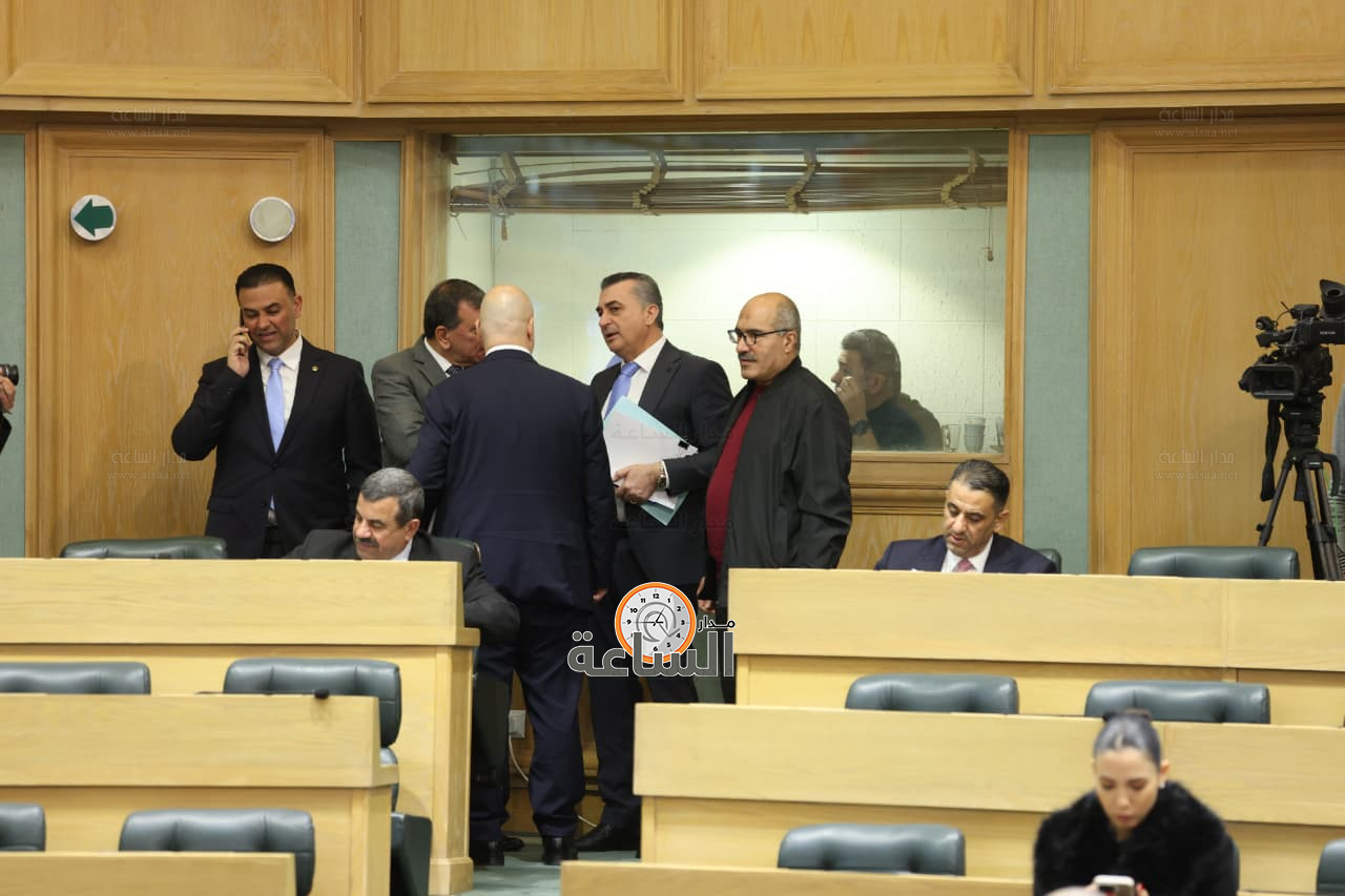 Madar Al-Saa Images 0.6792020128409771