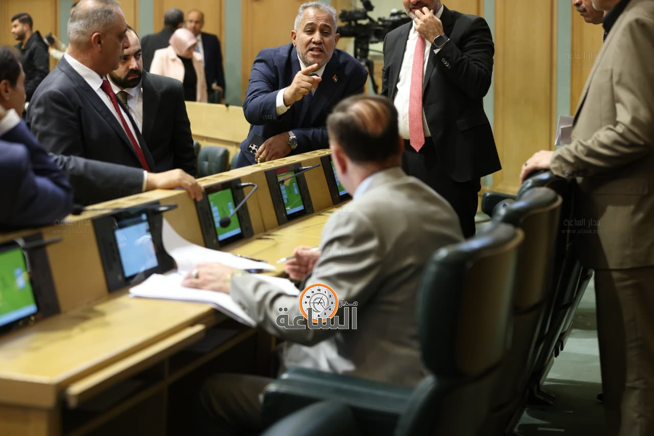 Madar Al-Saa Images 0.7521439907205284