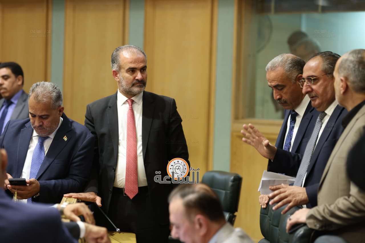 Madar Al-Saa Images 0.15223420247405328