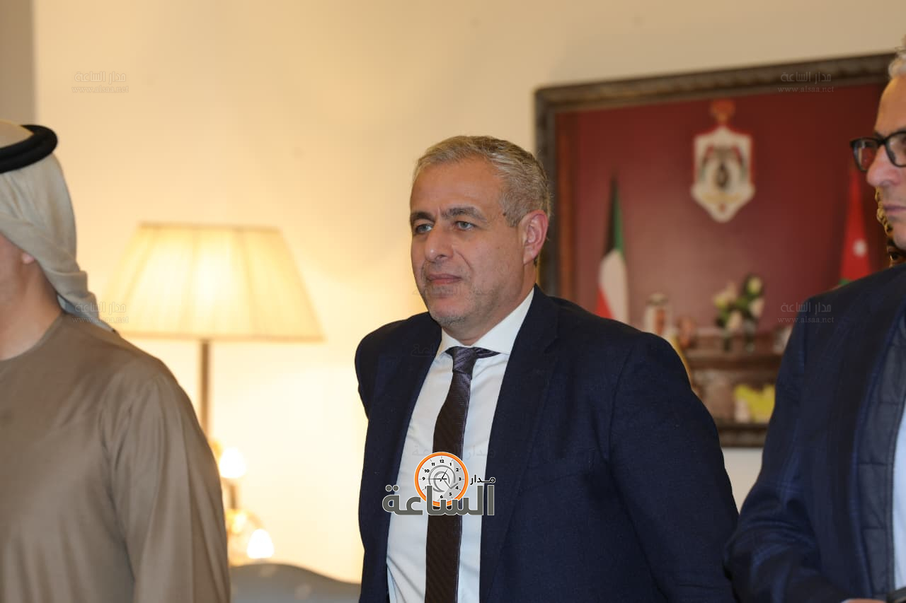 Madar Al-Saa Images 0.6905567231093065