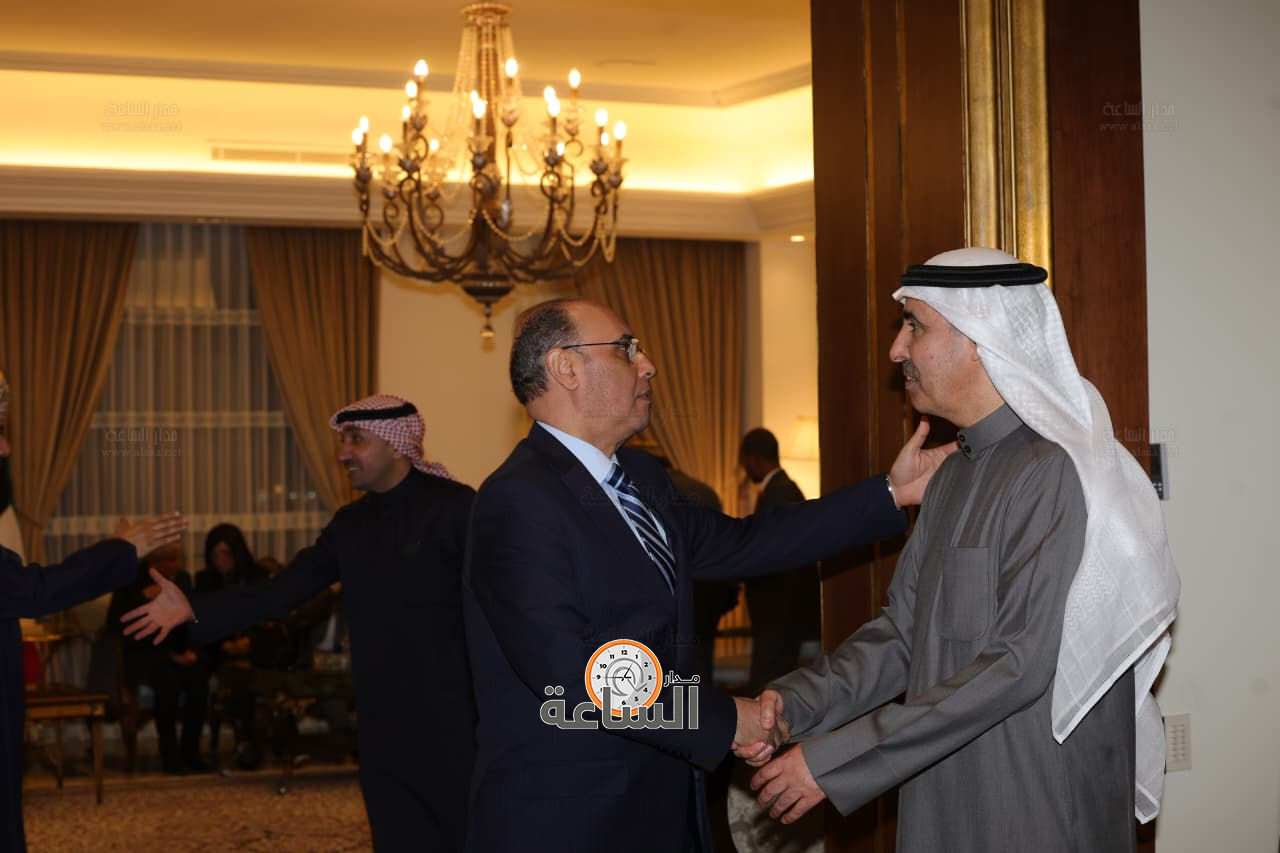 Madar Al-Saa Images 0.41156869697019094