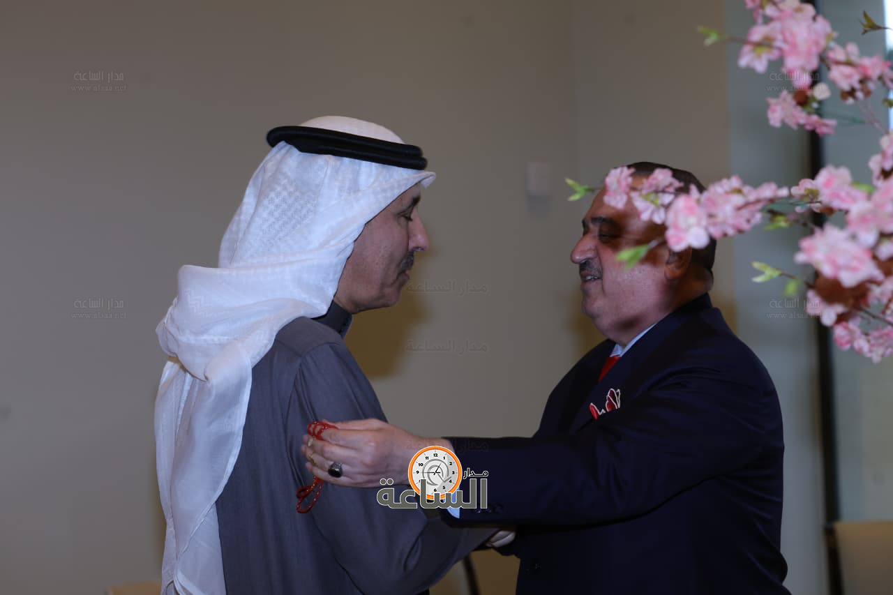 Madar Al-Saa Images 0.785192544374887