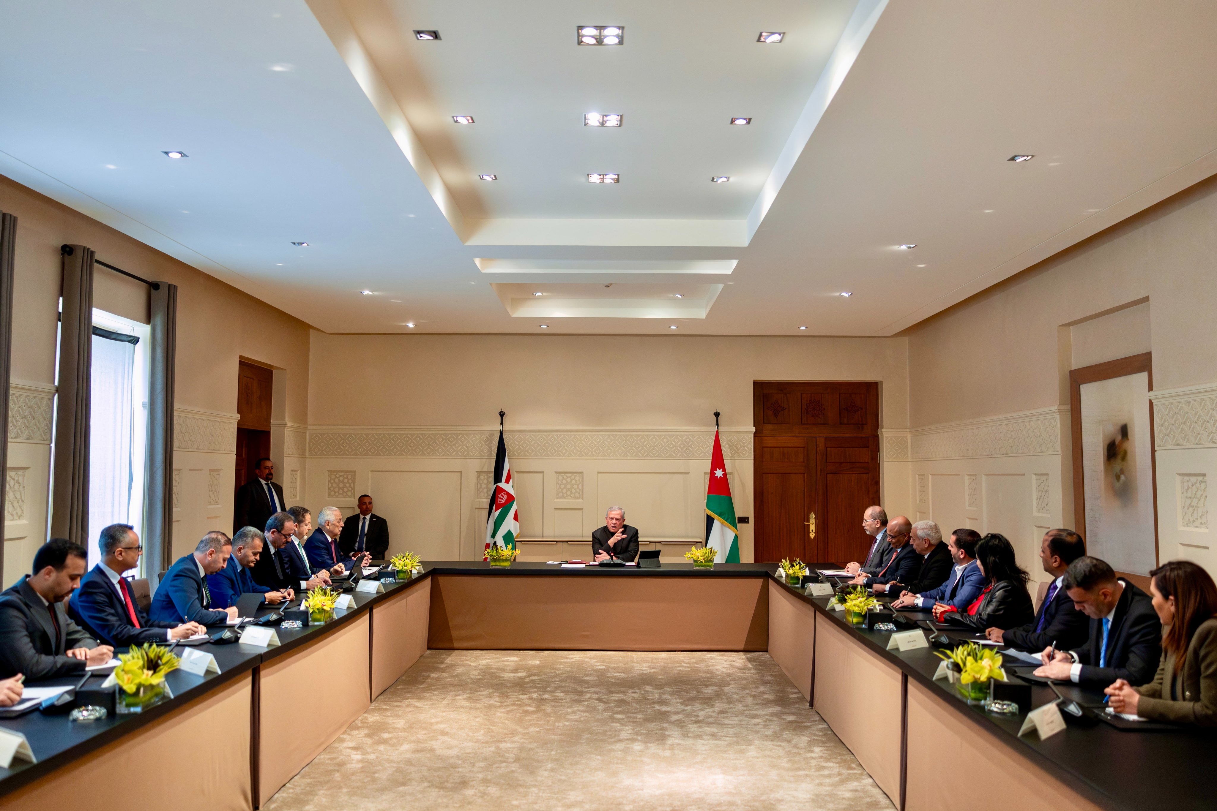 Madar Al-Saa Images 0.33109178172165044