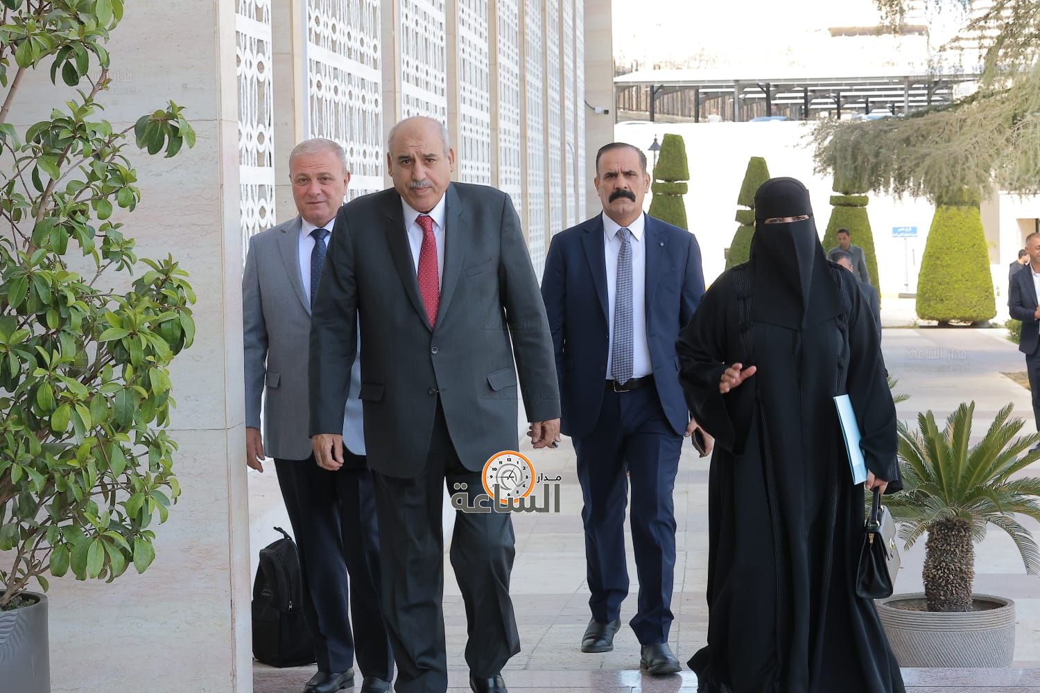 Madar Al-Saa Images 0.5021683500270132