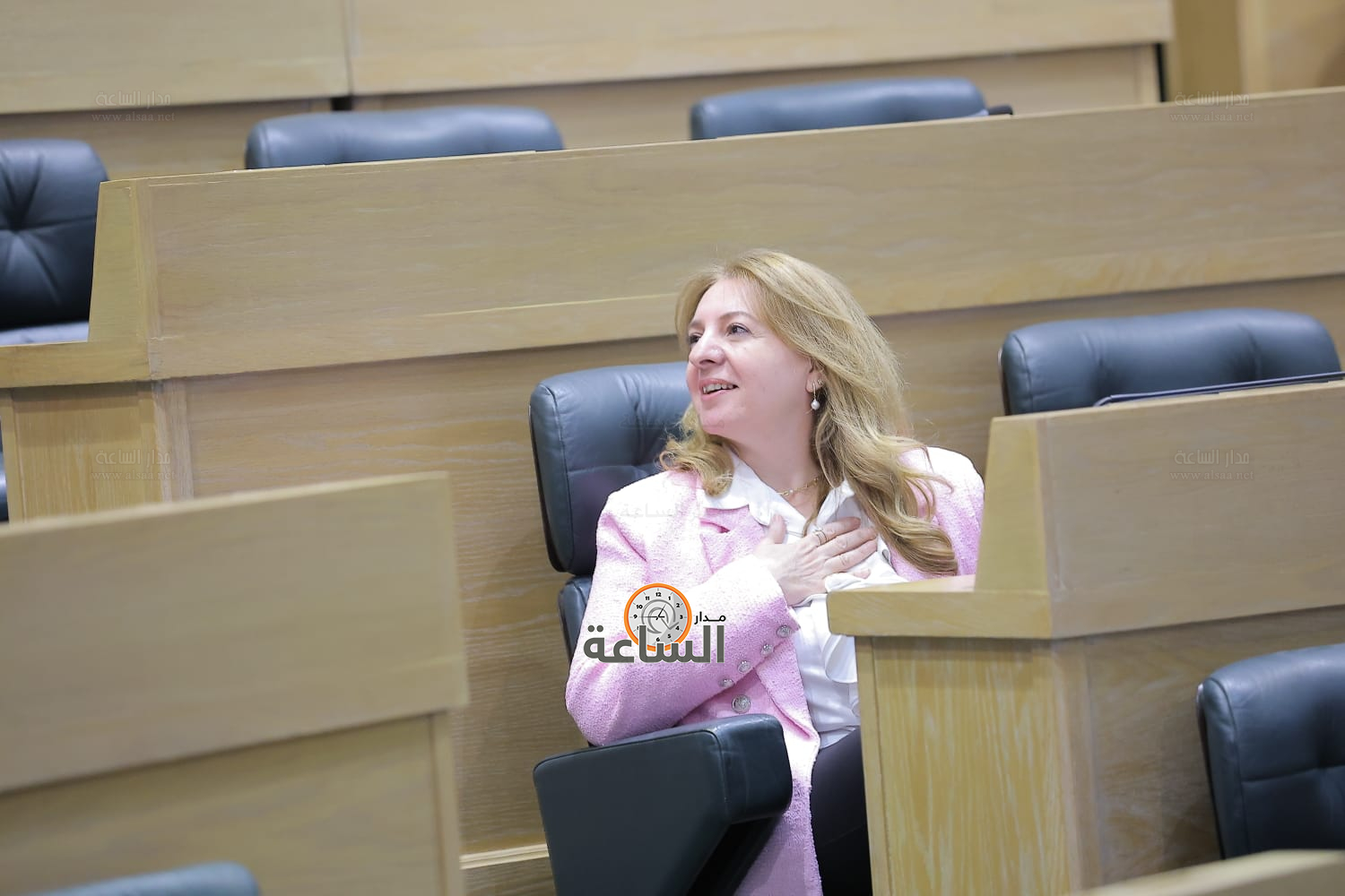 Madar Al-Saa Images 0.3900995968920238