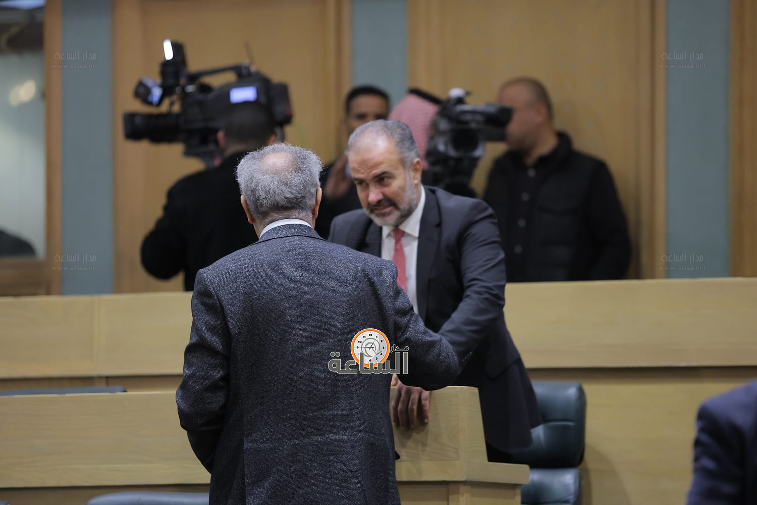 Madar Al-Saa Images 0.41387879895570623