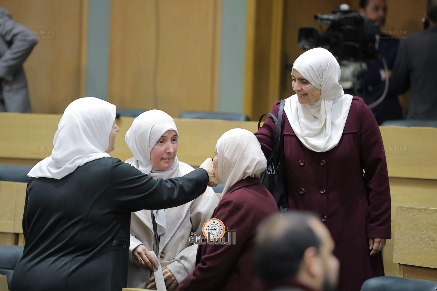 Madar Al-Saa Images 0.17577459635297332