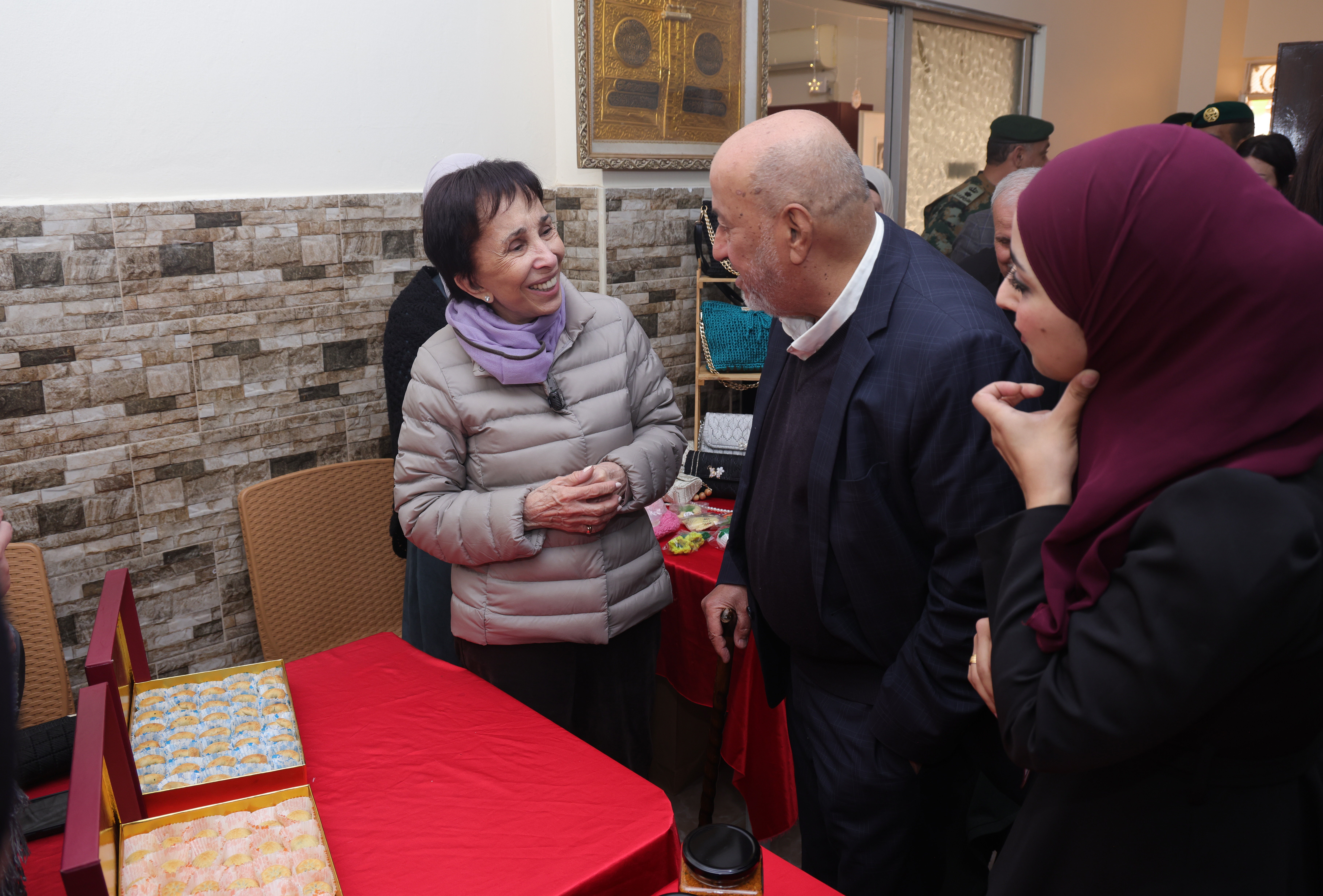 Madar Al-Saa Images 0.9923841434208615