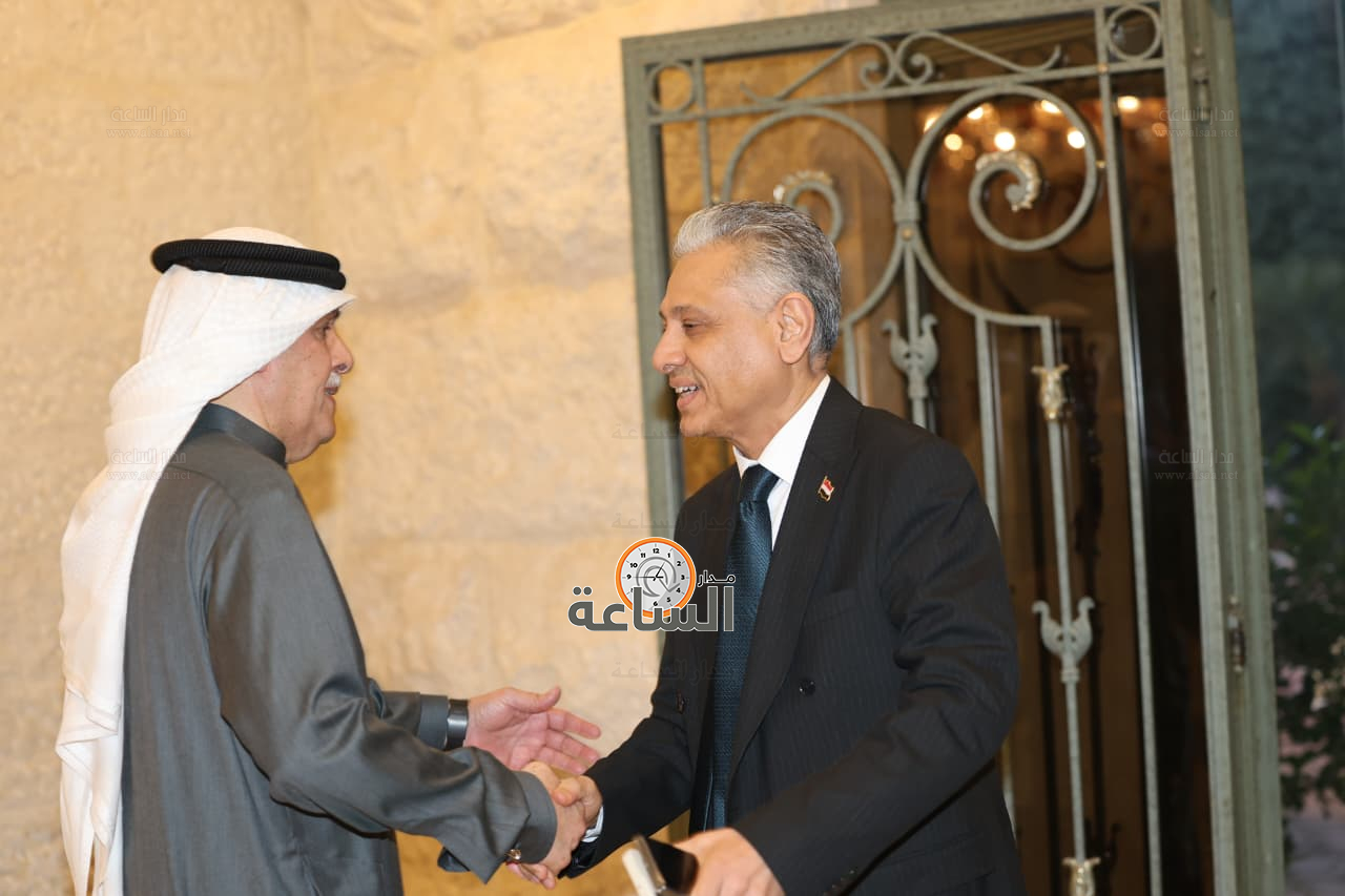 Madar Al-Saa Images 0.9656209422643469