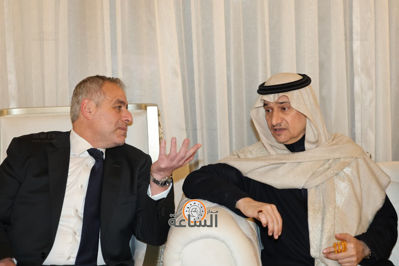 Madar Al-Saa Images 0.7395050993554243