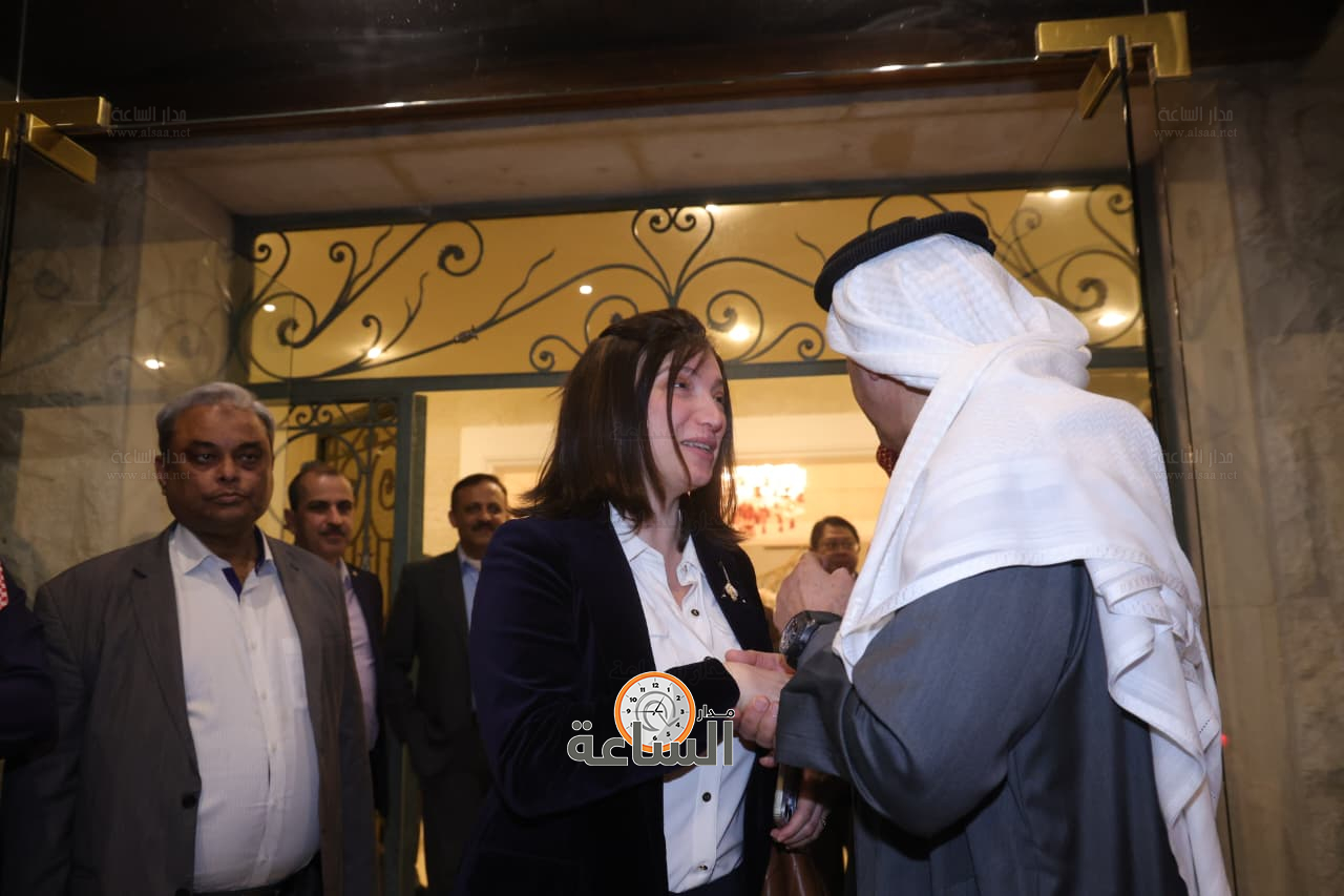 Madar Al-Saa Images 0.9531519191236363