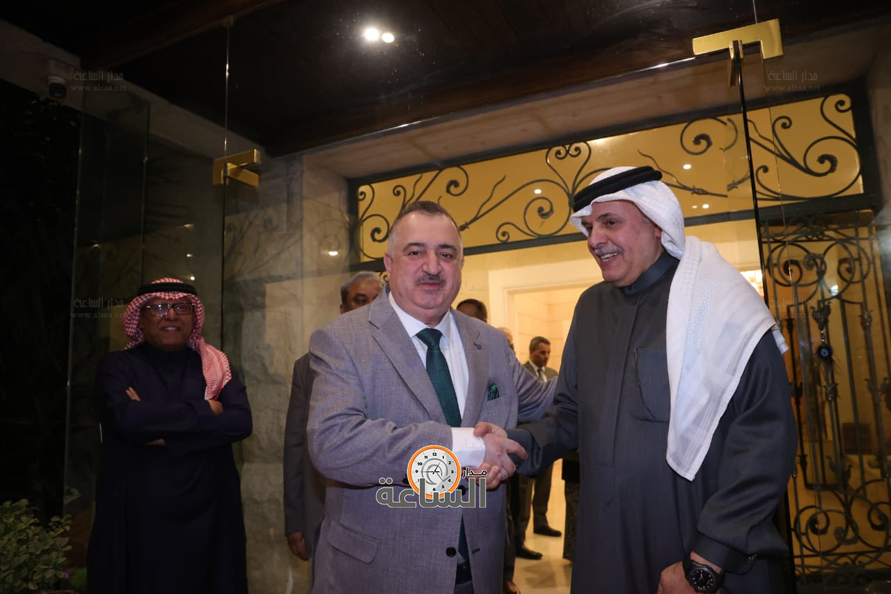 Madar Al-Saa Images 0.18799166274284562