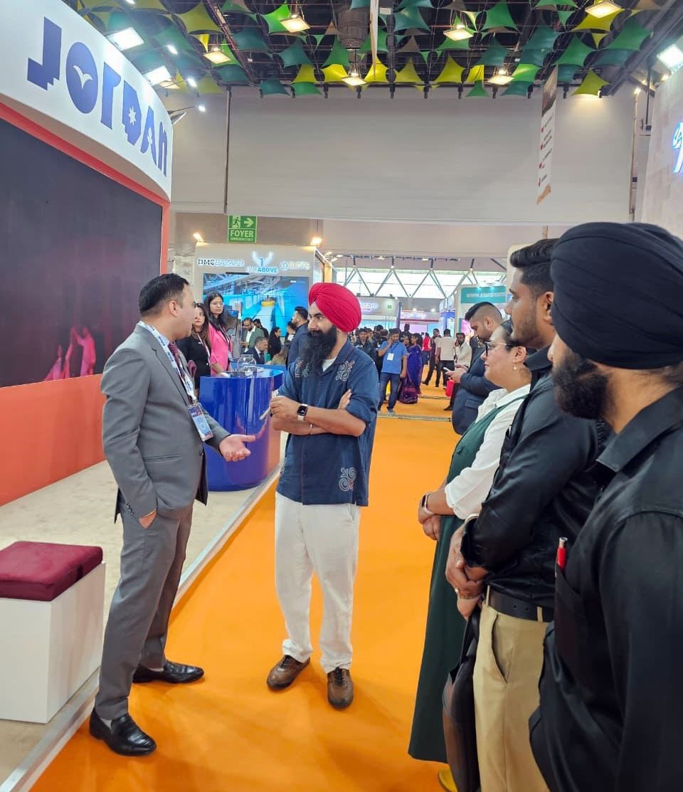 Madar Al-Saa Images 0.9205382018999664