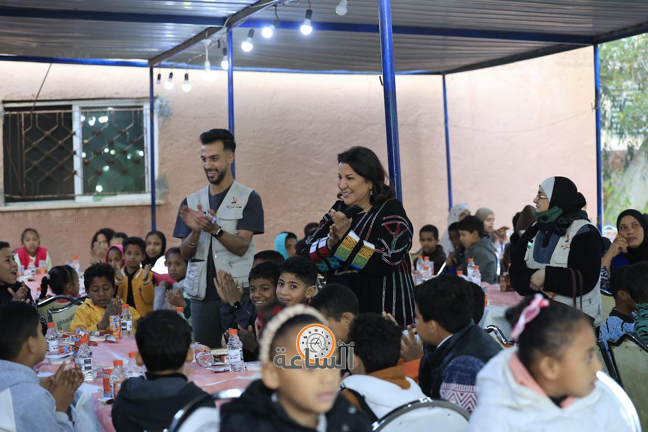 Madar Al-Saa Images 0.5716058002888976