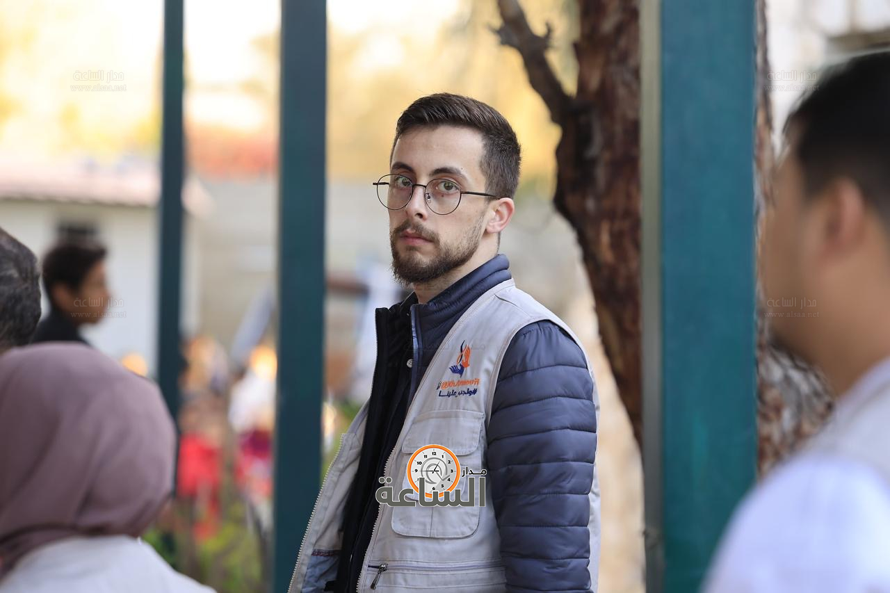 Madar Al-Saa Images 0.02580606787520401