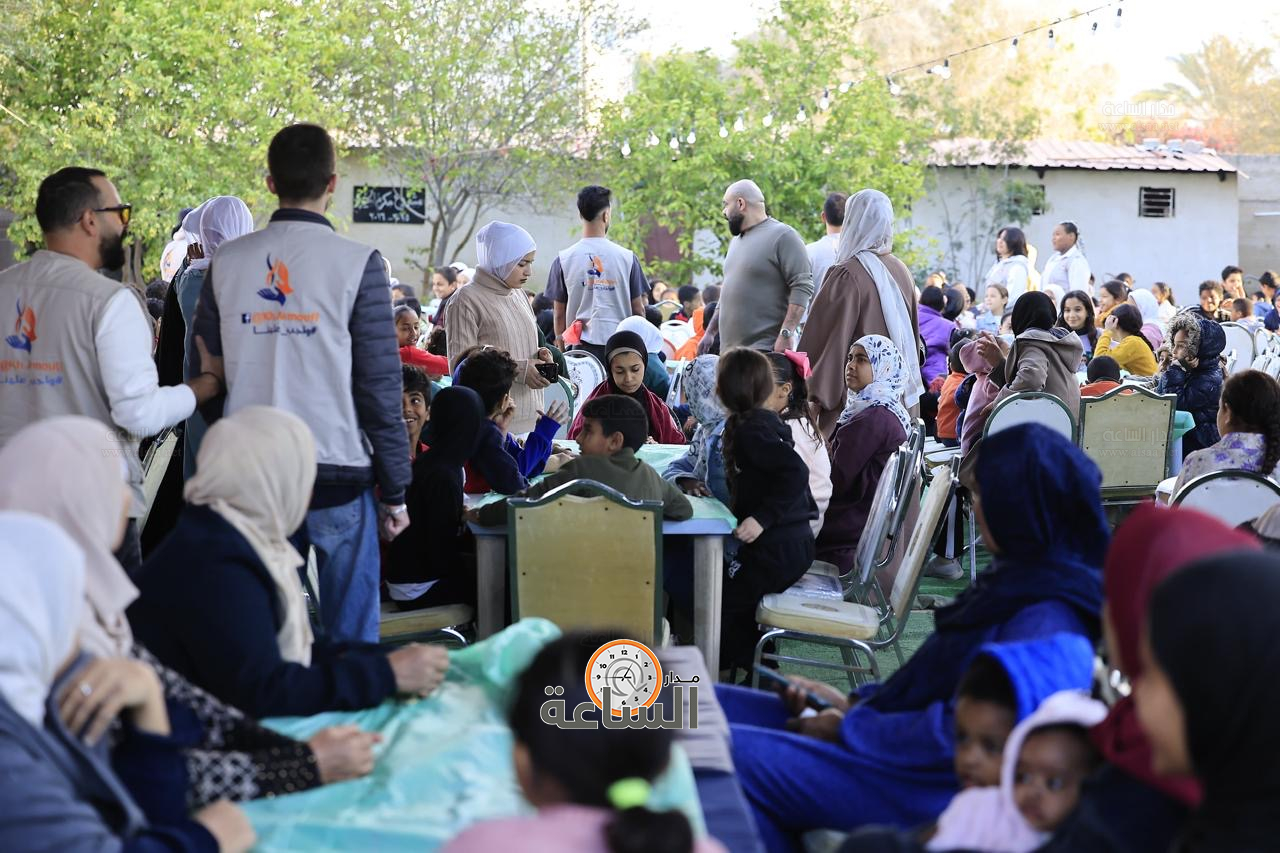 Madar Al-Saa Images 0.3802042382863622