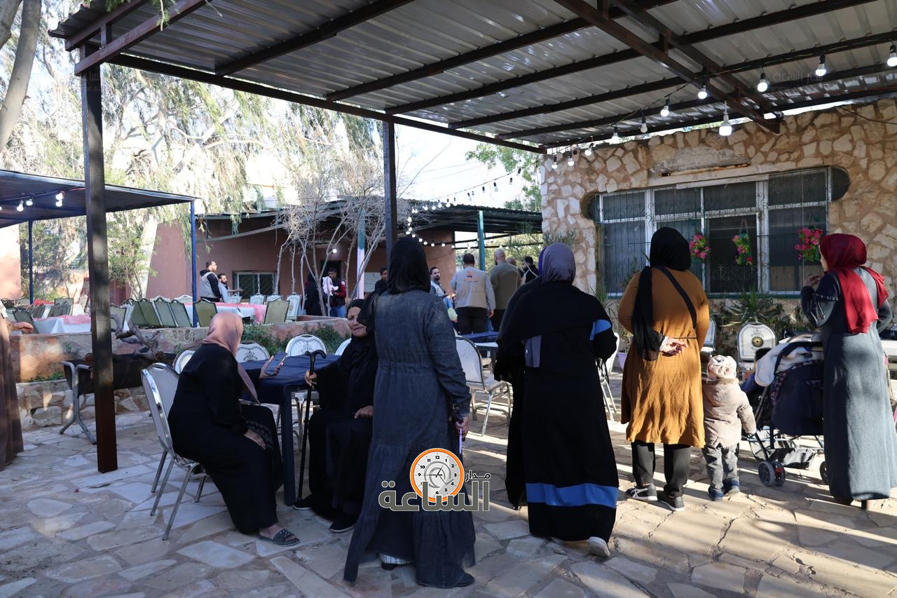 Madar Al-Saa Images 0.1477948777092375