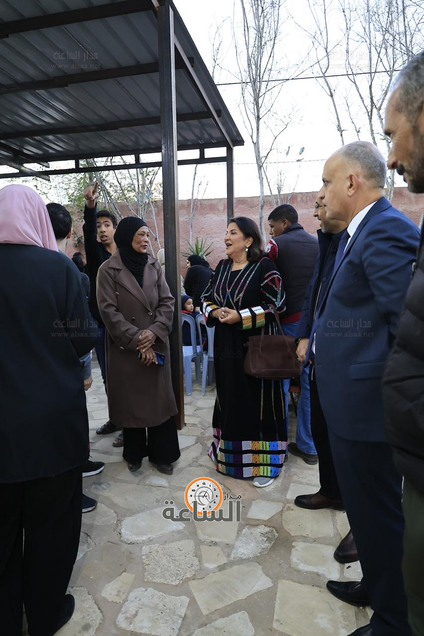 Madar Al-Saa Images 0.6029447756864972