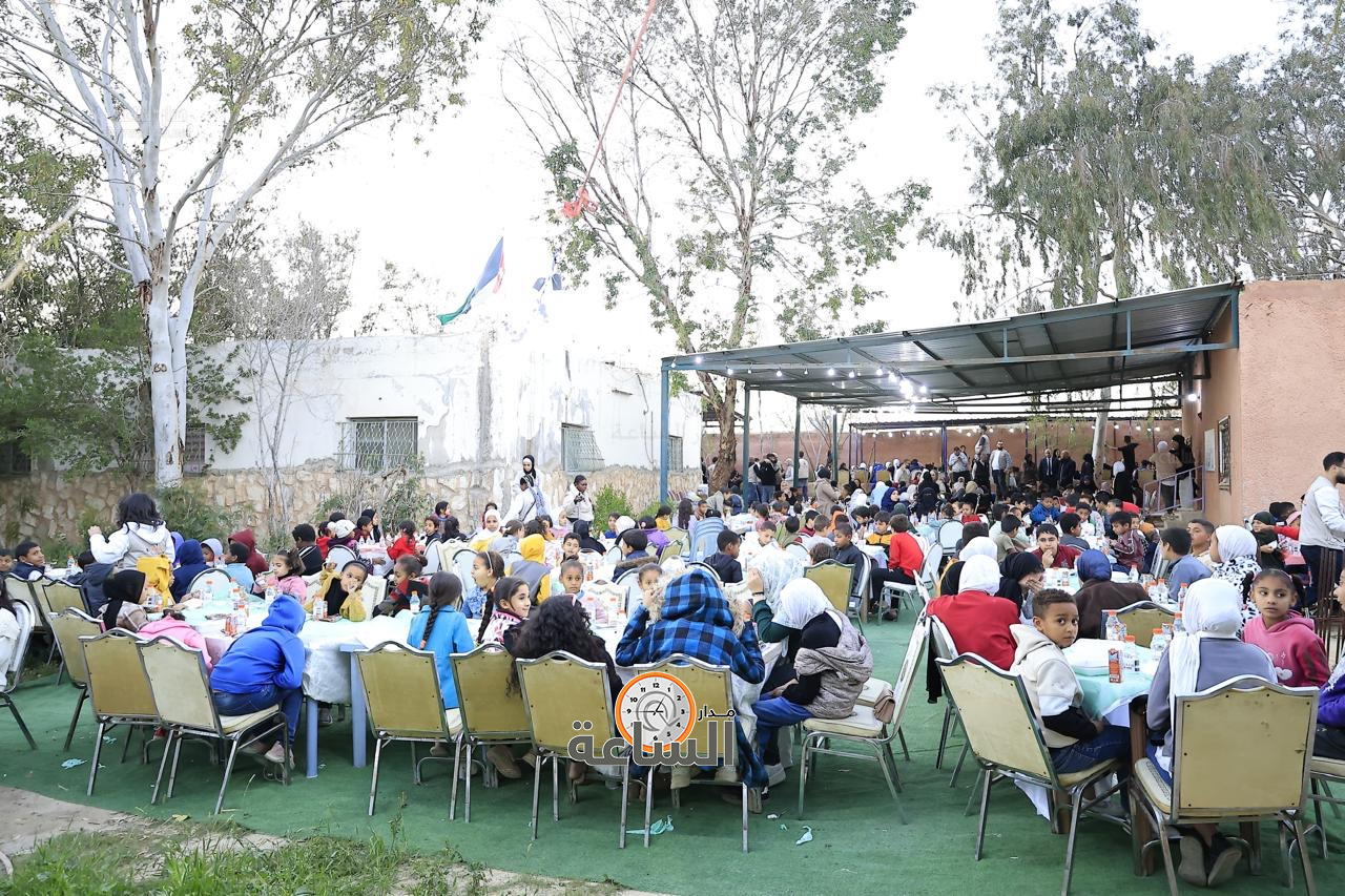 Madar Al-Saa Images 0.0795260552986865