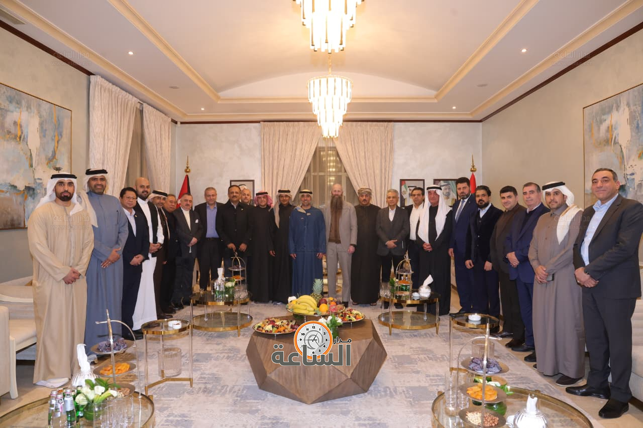 Madar Al-Saa Images 0.3607897369399873