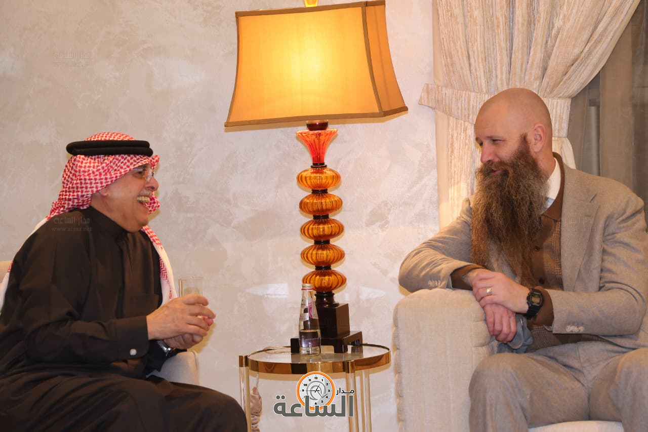 Madar Al-Saa Images 0.5027518861275729