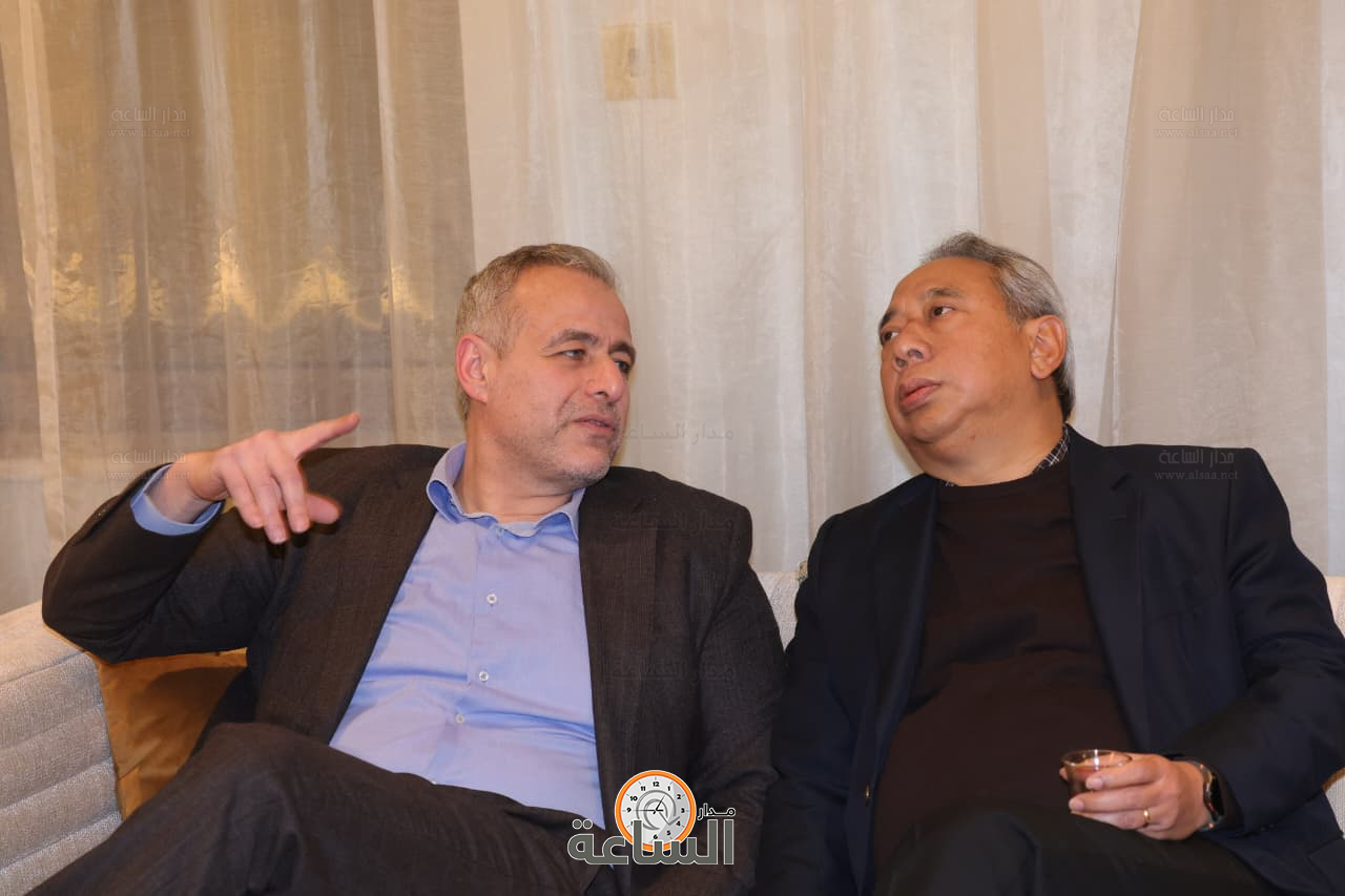 Madar Al-Saa Images 0.8396280064261737