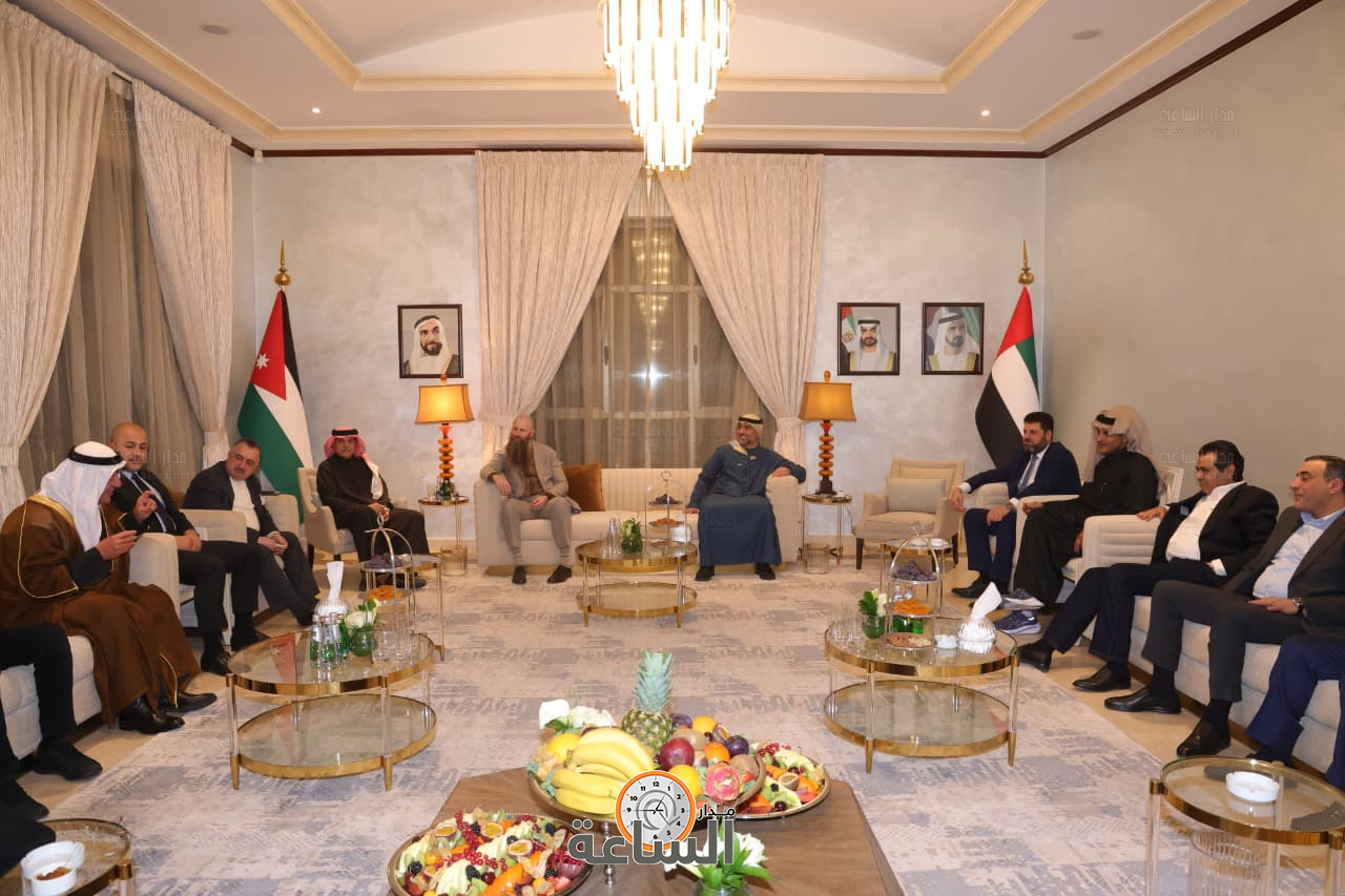 Madar Al-Saa Images 0.917742685532012