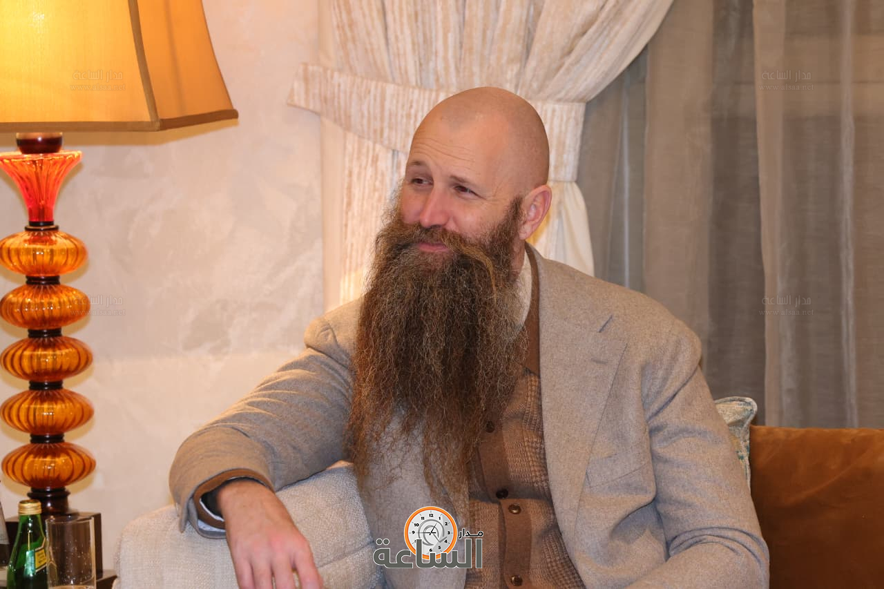 Madar Al-Saa Images 0.7778266349659548