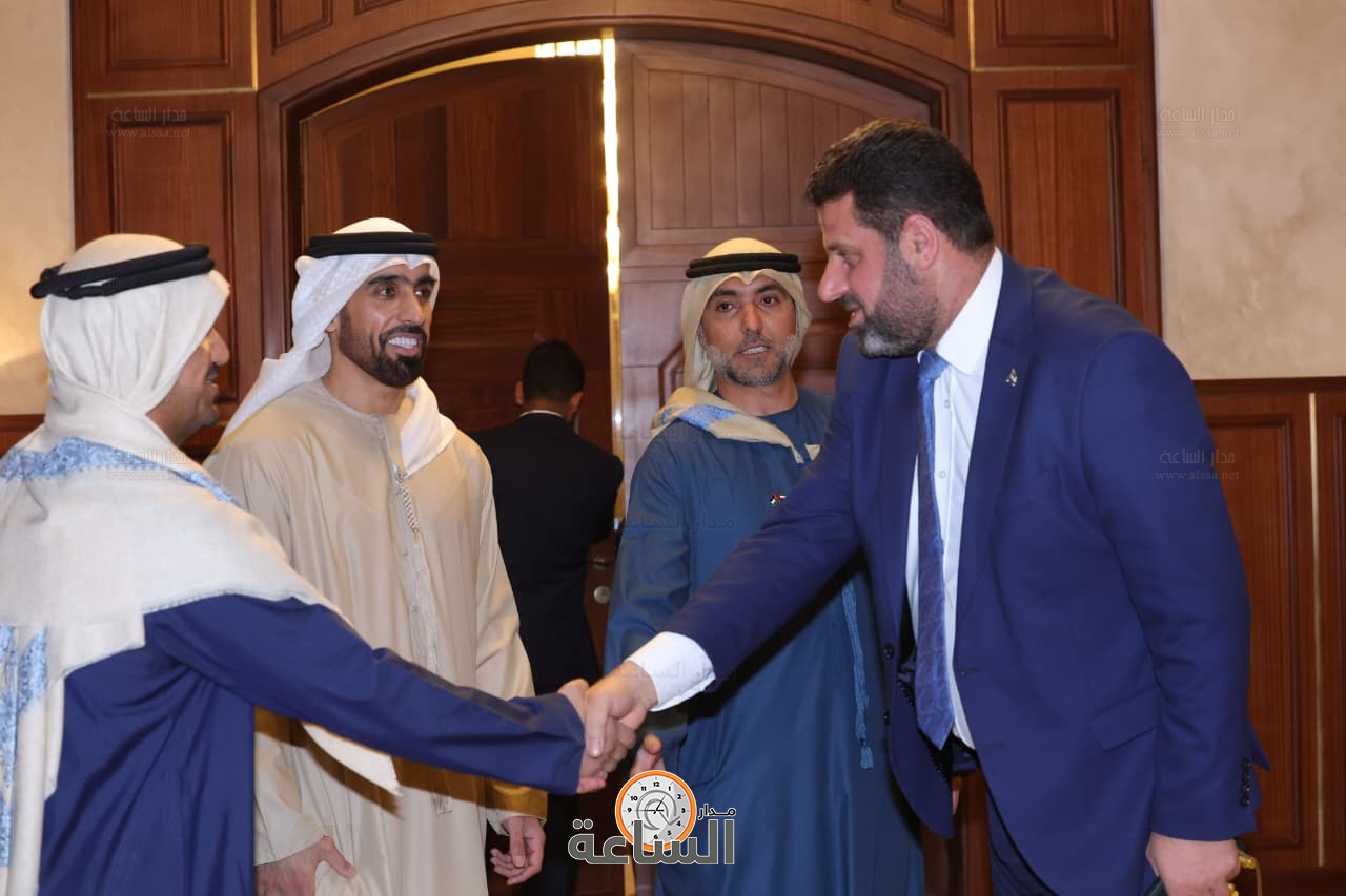 Madar Al-Saa Images 0.41567063502647406