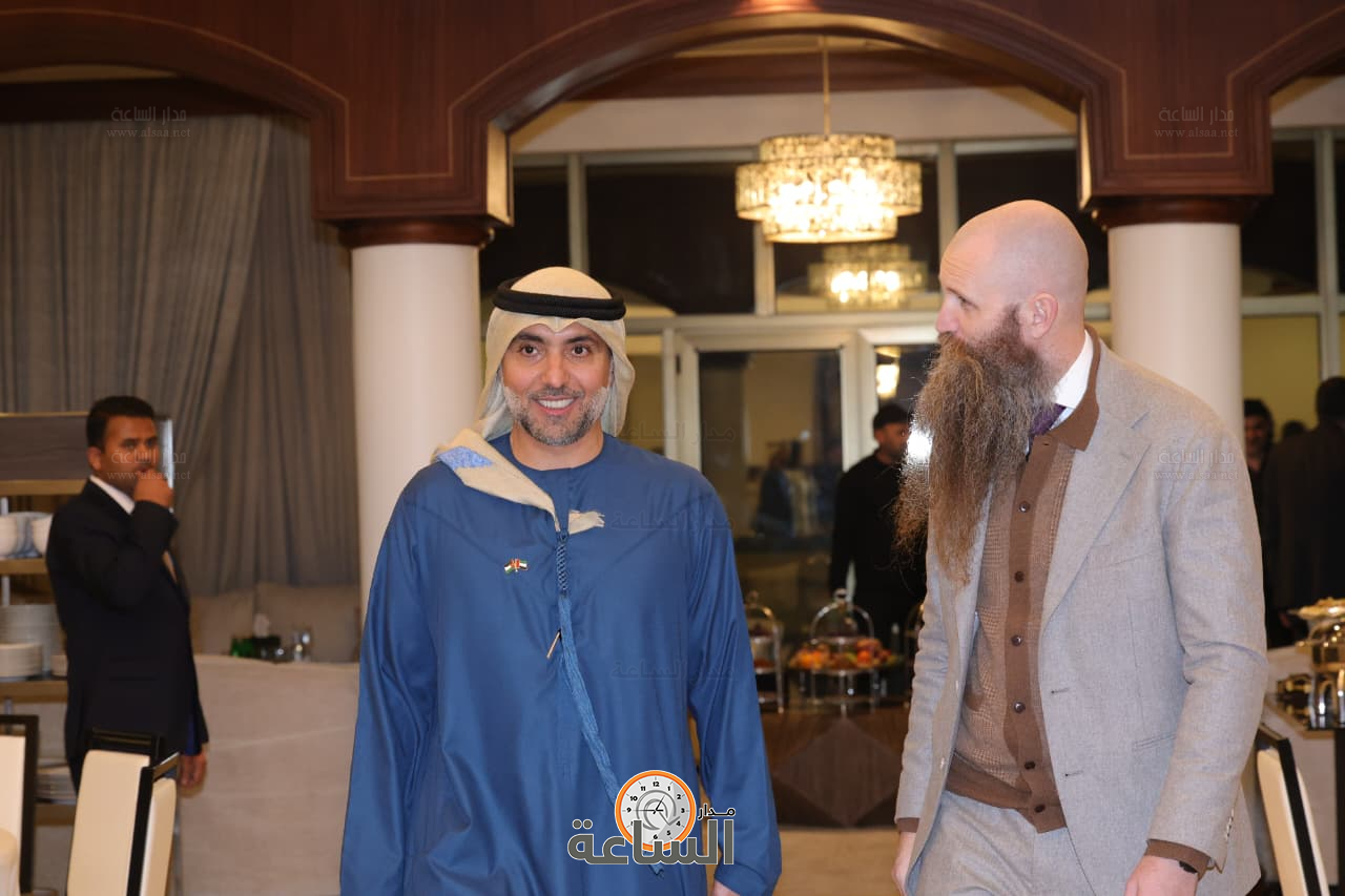 Madar Al-Saa Images 0.352574091660087