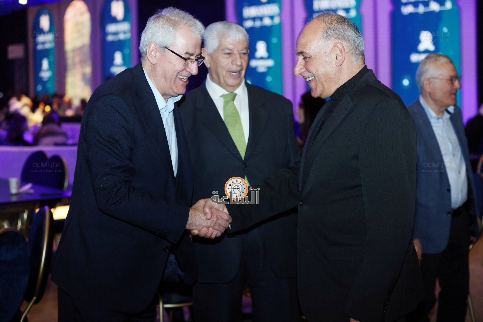 Madar Al-Saa Images 0.823037271661289