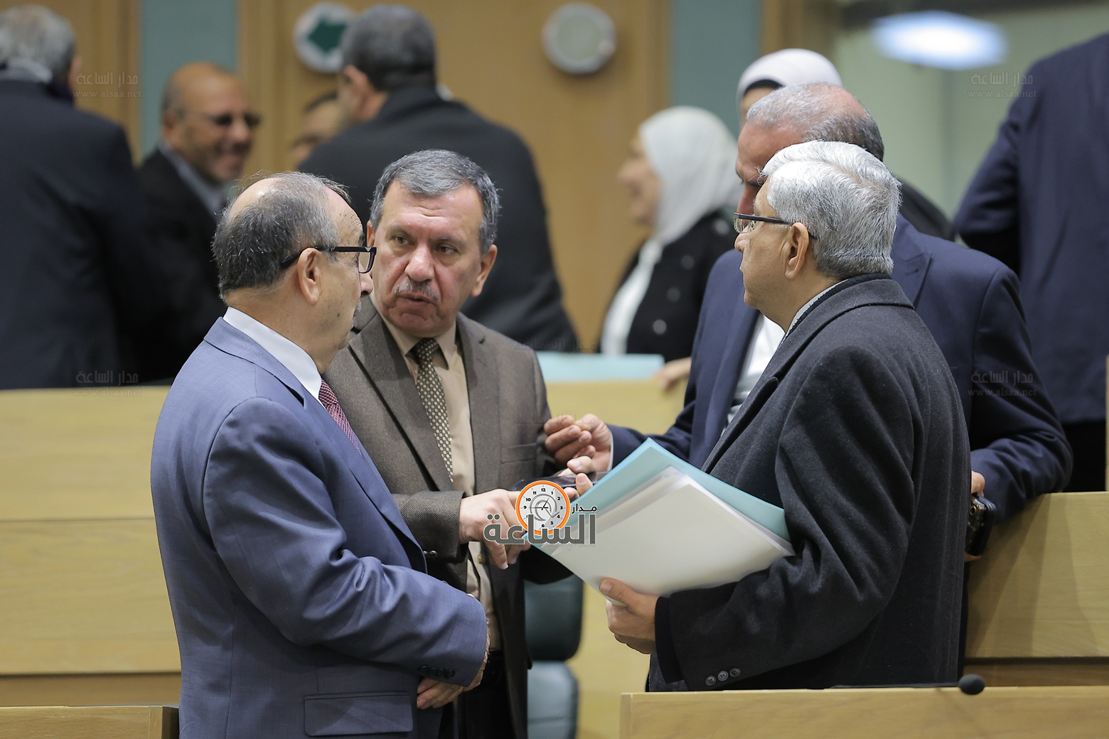 Madar Al-Saa Images 0.18211331292269528