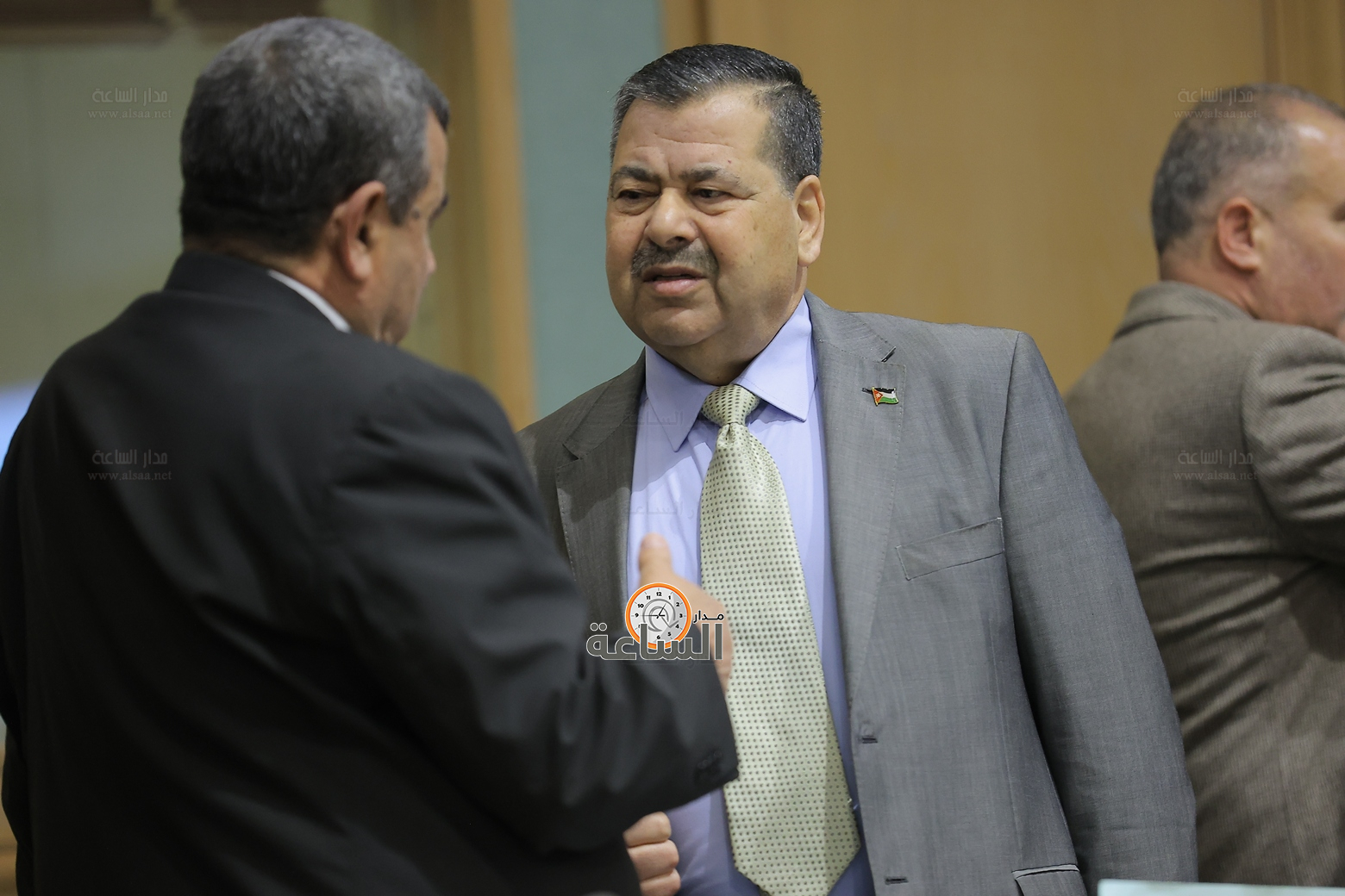 Madar Al-Saa Images 0.020051633651837486