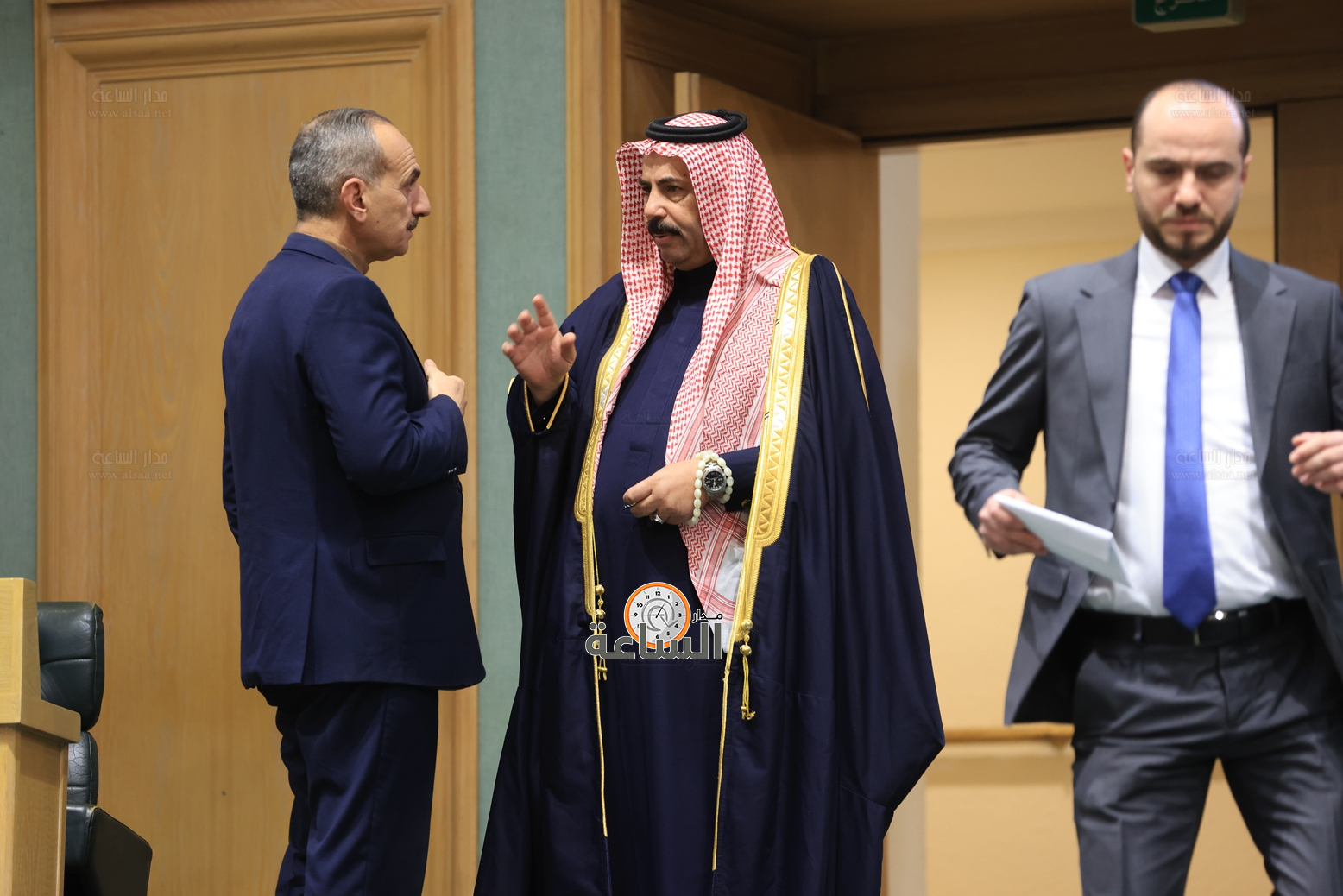 Madar Al-Saa Images 0.305753664432618