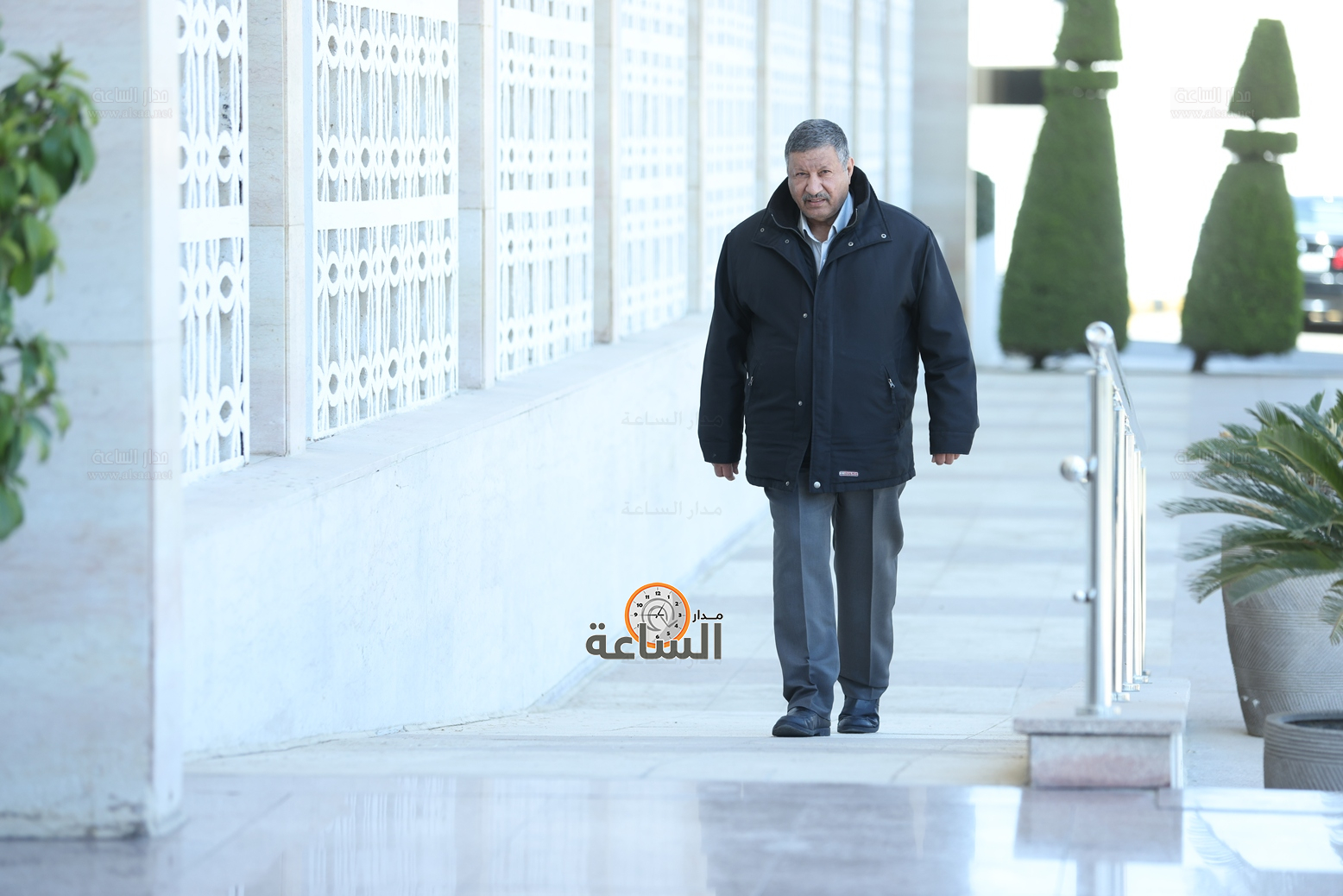 Madar Al-Saa Images 0.42353365772265084