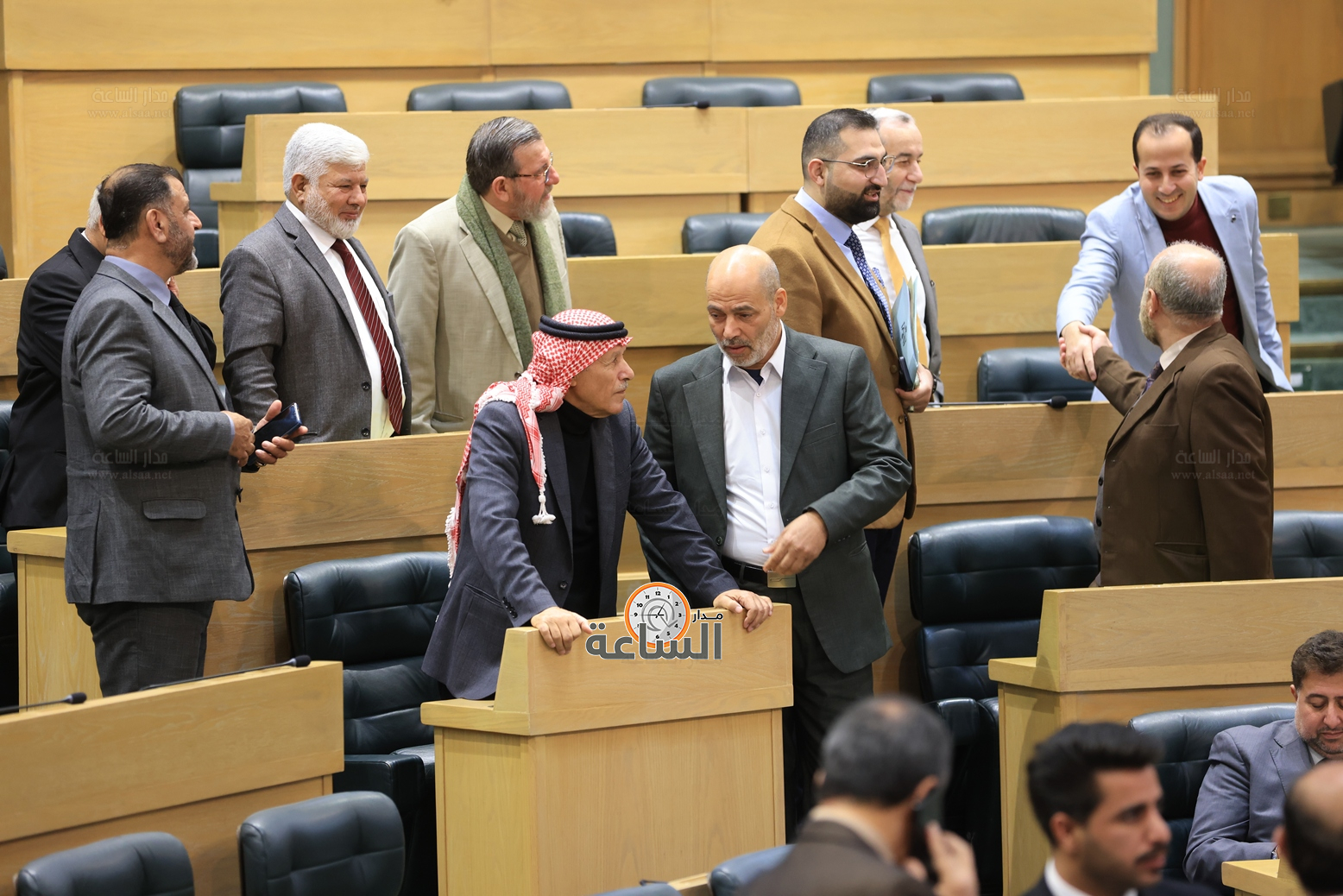 Madar Al-Saa Images 0.8047486862101724