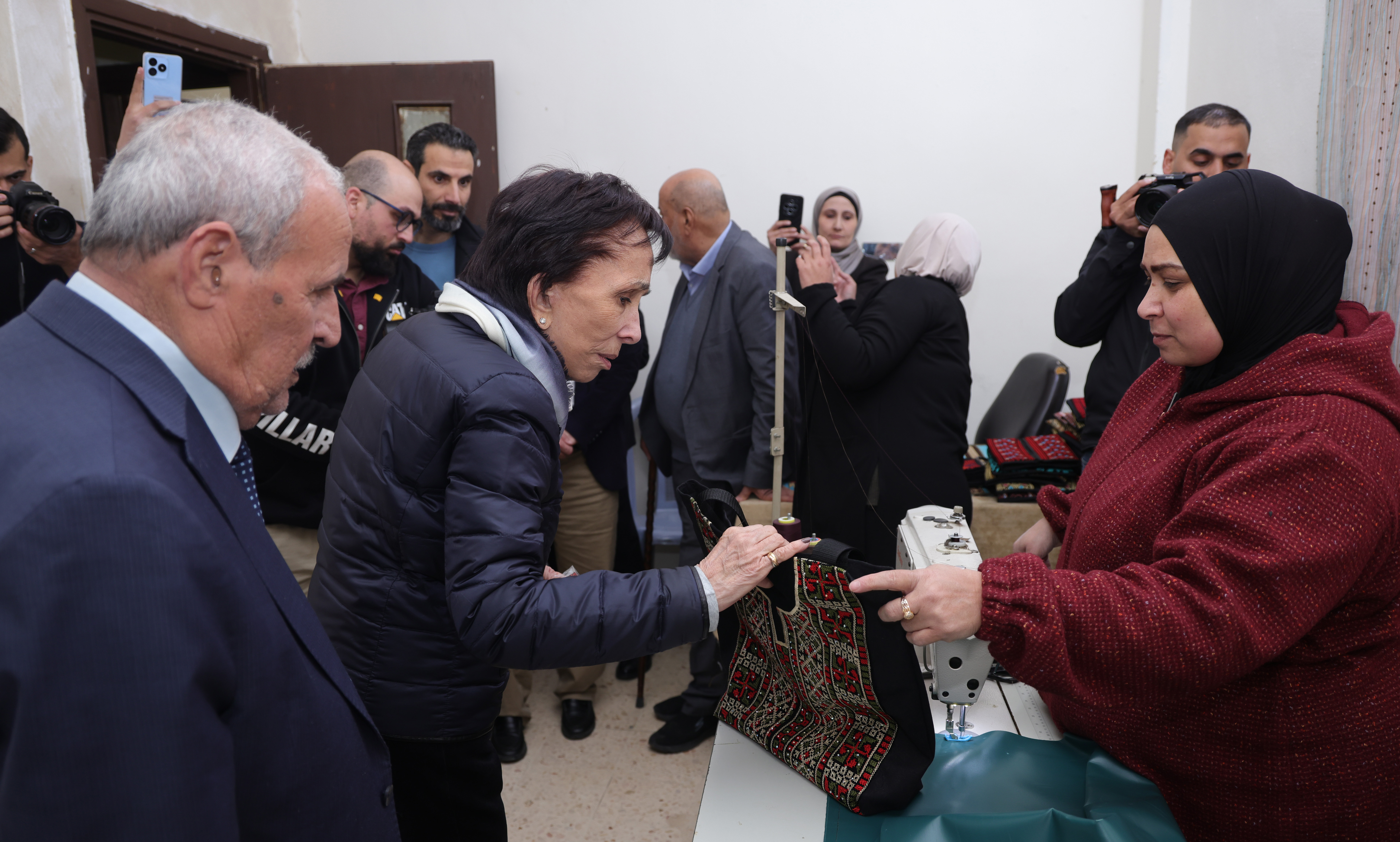 Madar Al-Saa Images 0.43163544213280347